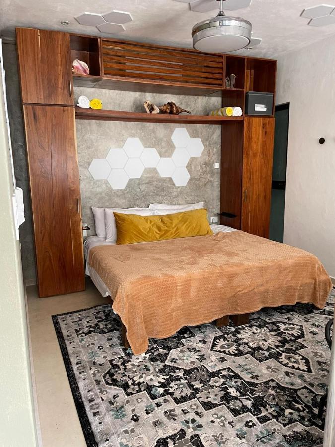 Enjoy Sunsets At Fully Equipped 1br By The