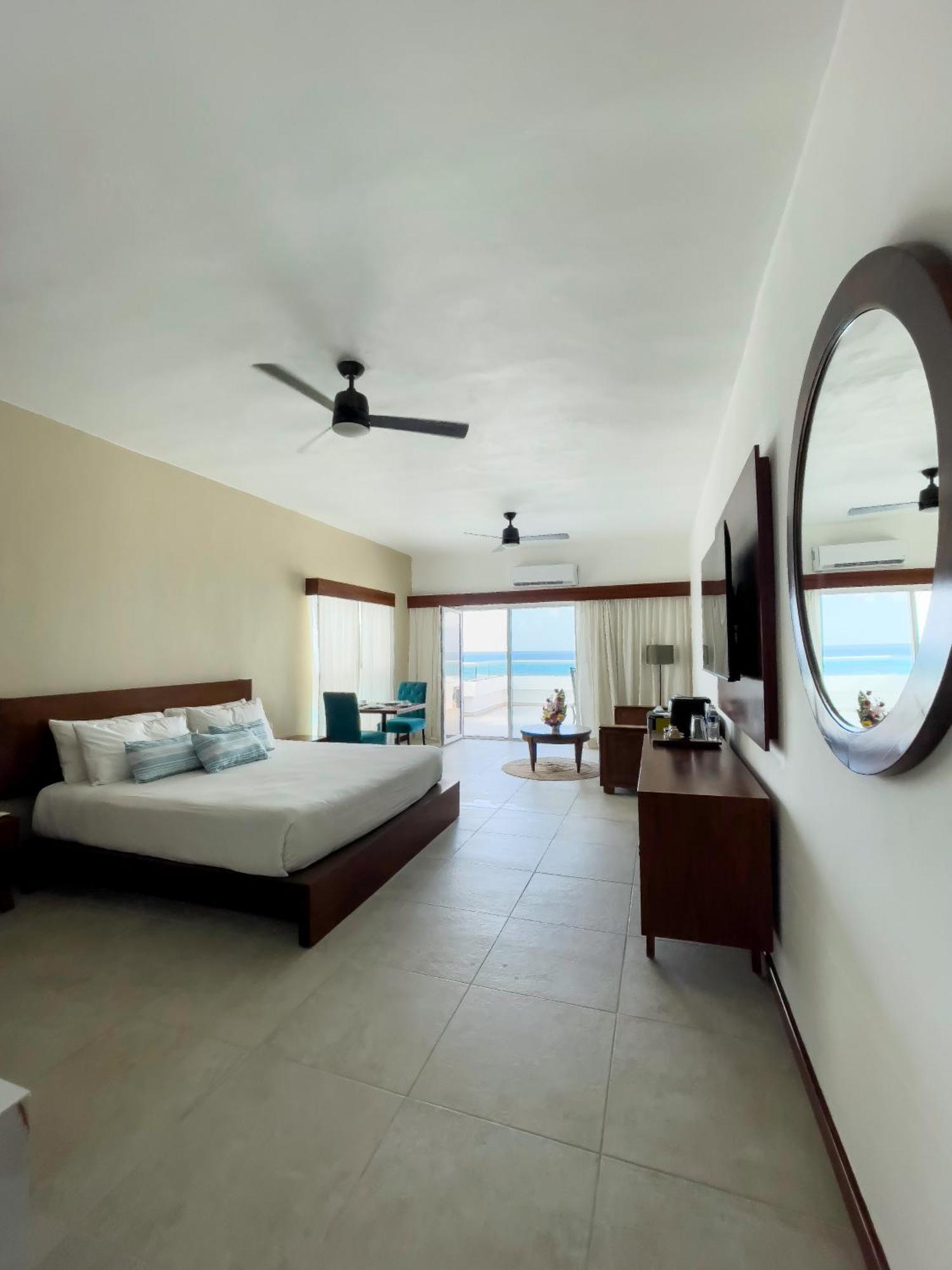 The Mint Hotel 4*