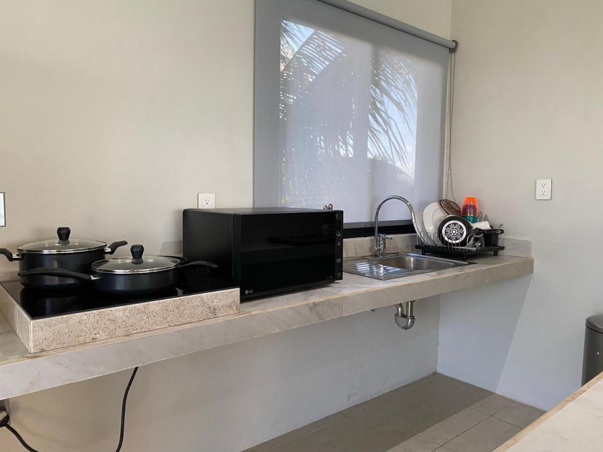 Cuxos Beachfront Hotel 4*