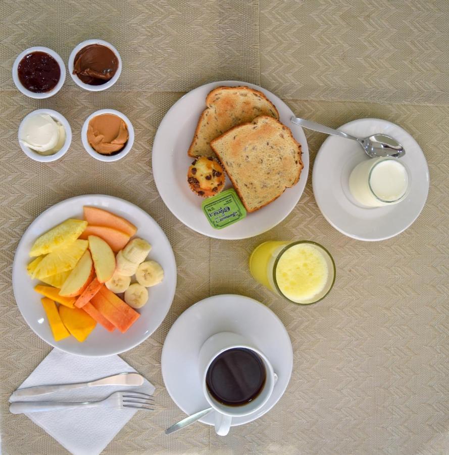 Bucaneros Hotel 3*