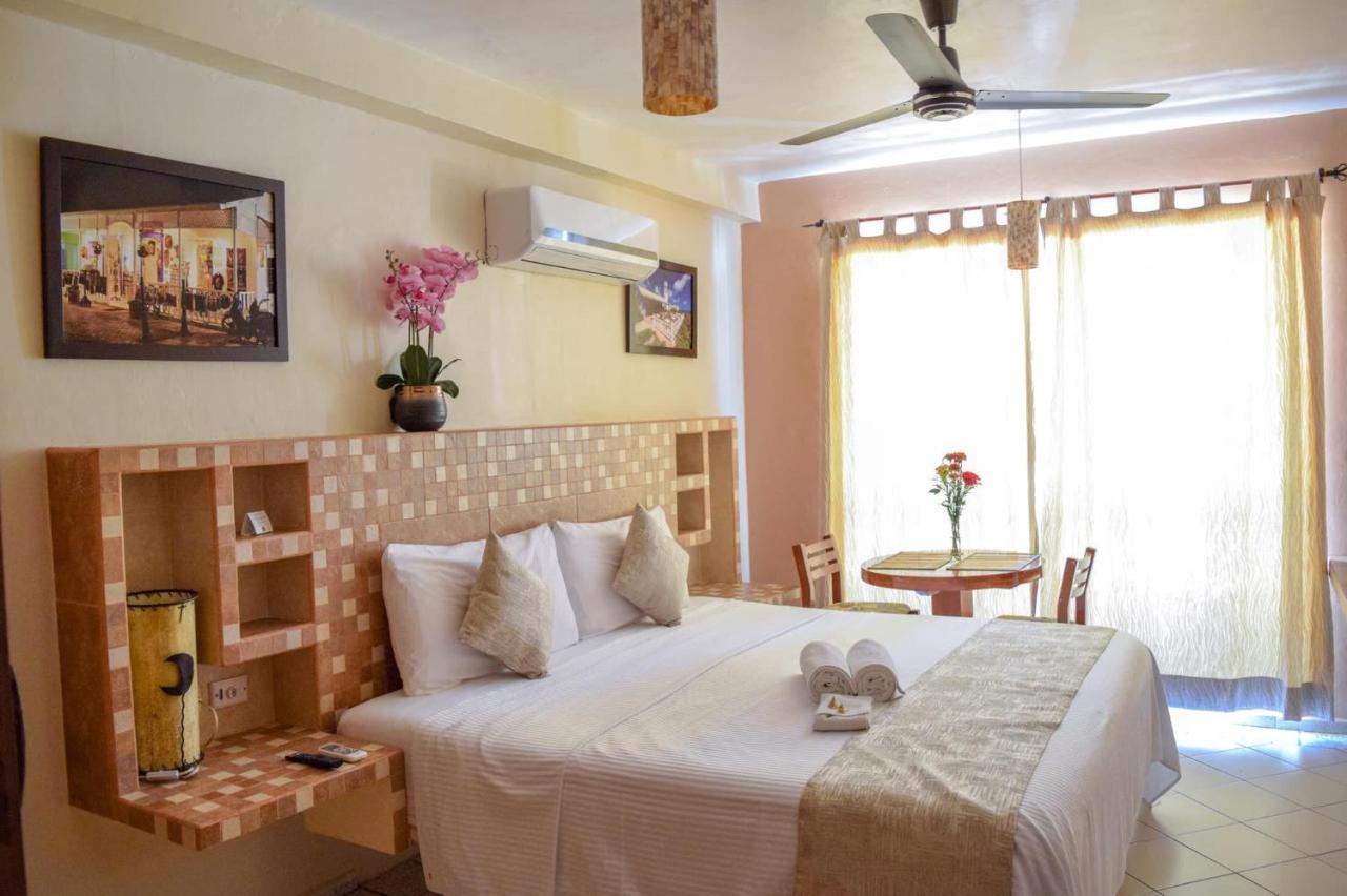 Hotel Bucaneros 3*