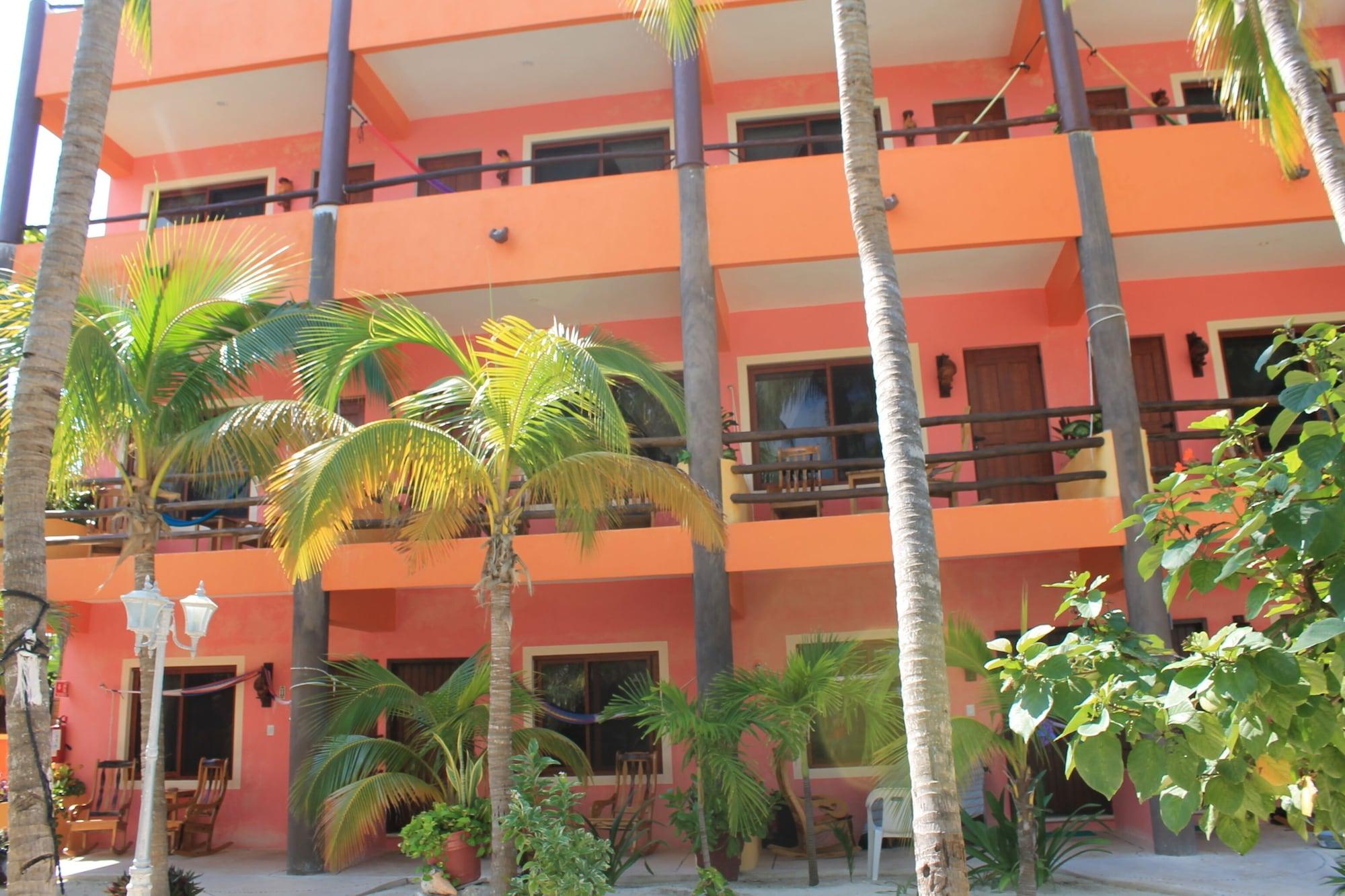 Kiin Hotel 3*