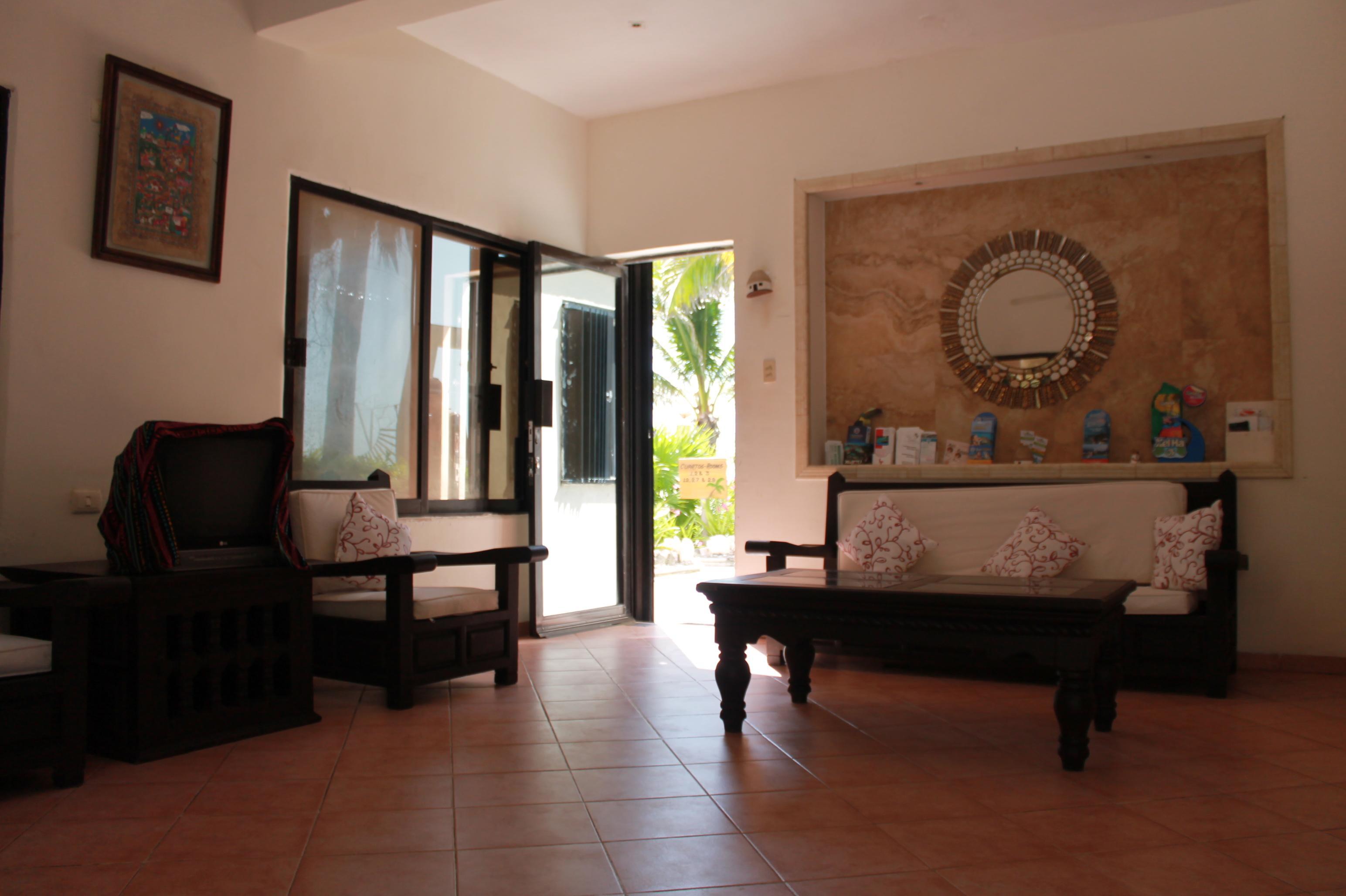 Kiin Hotel 3*