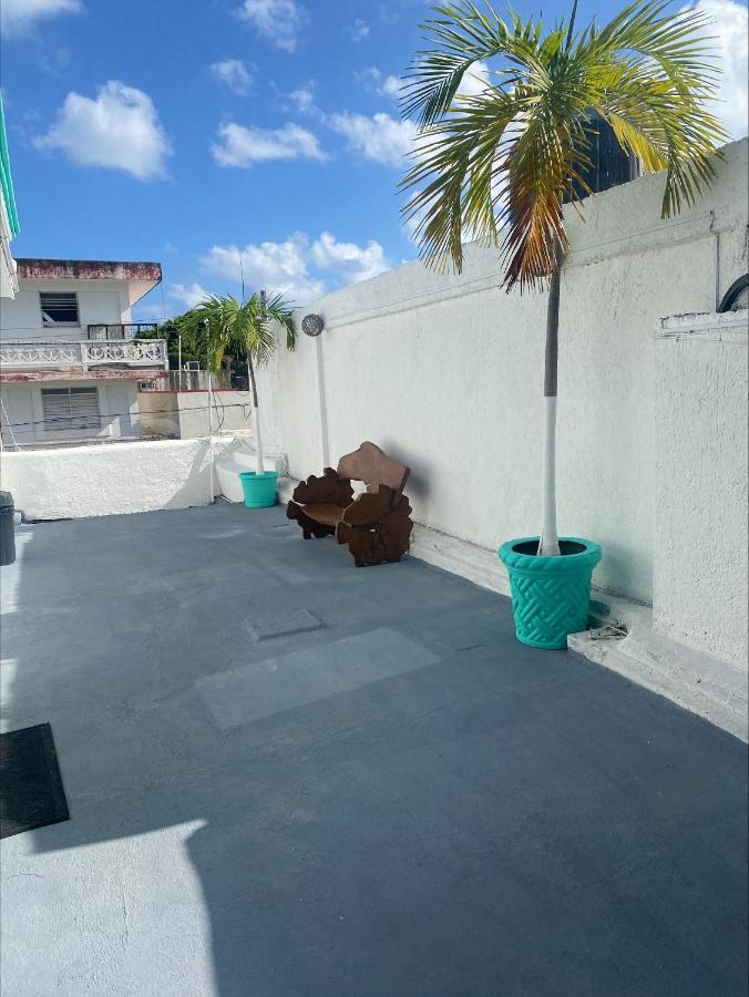 Caracol Hotel