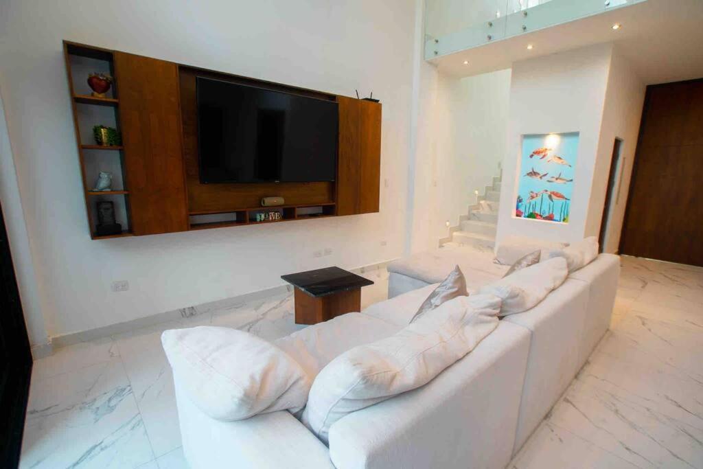 Holiday home Casa Moderna De 4 Pisos Con Rooftop Vista Al Mar Isla Mujeres