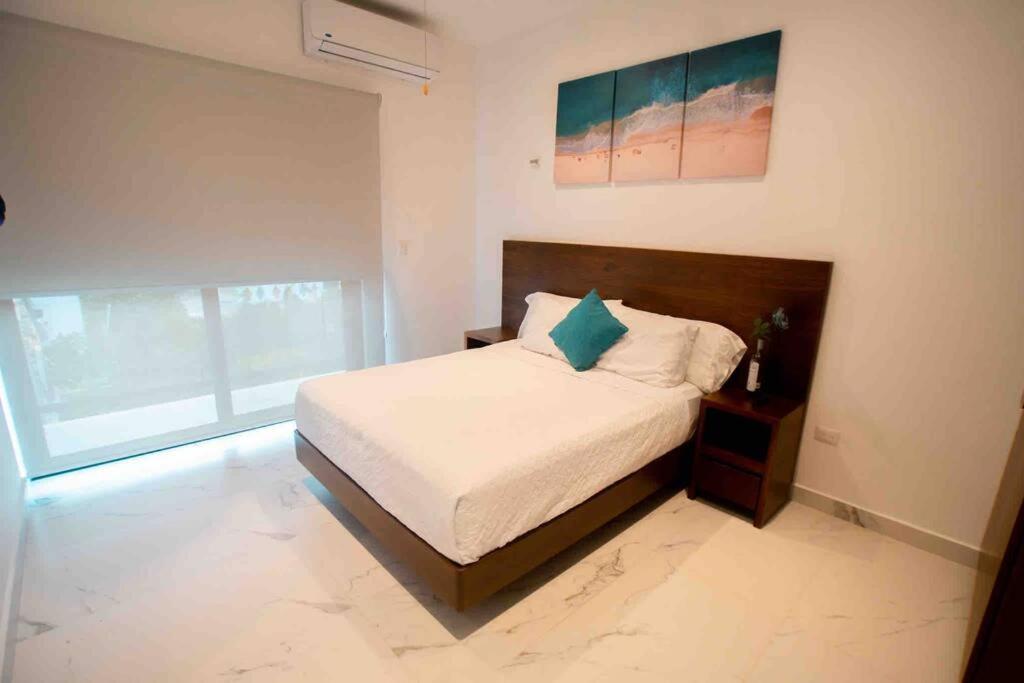 Casa Moderna De 4 Pisos Con Rooftop Vista Al Mar Holiday home Isla Mujeres