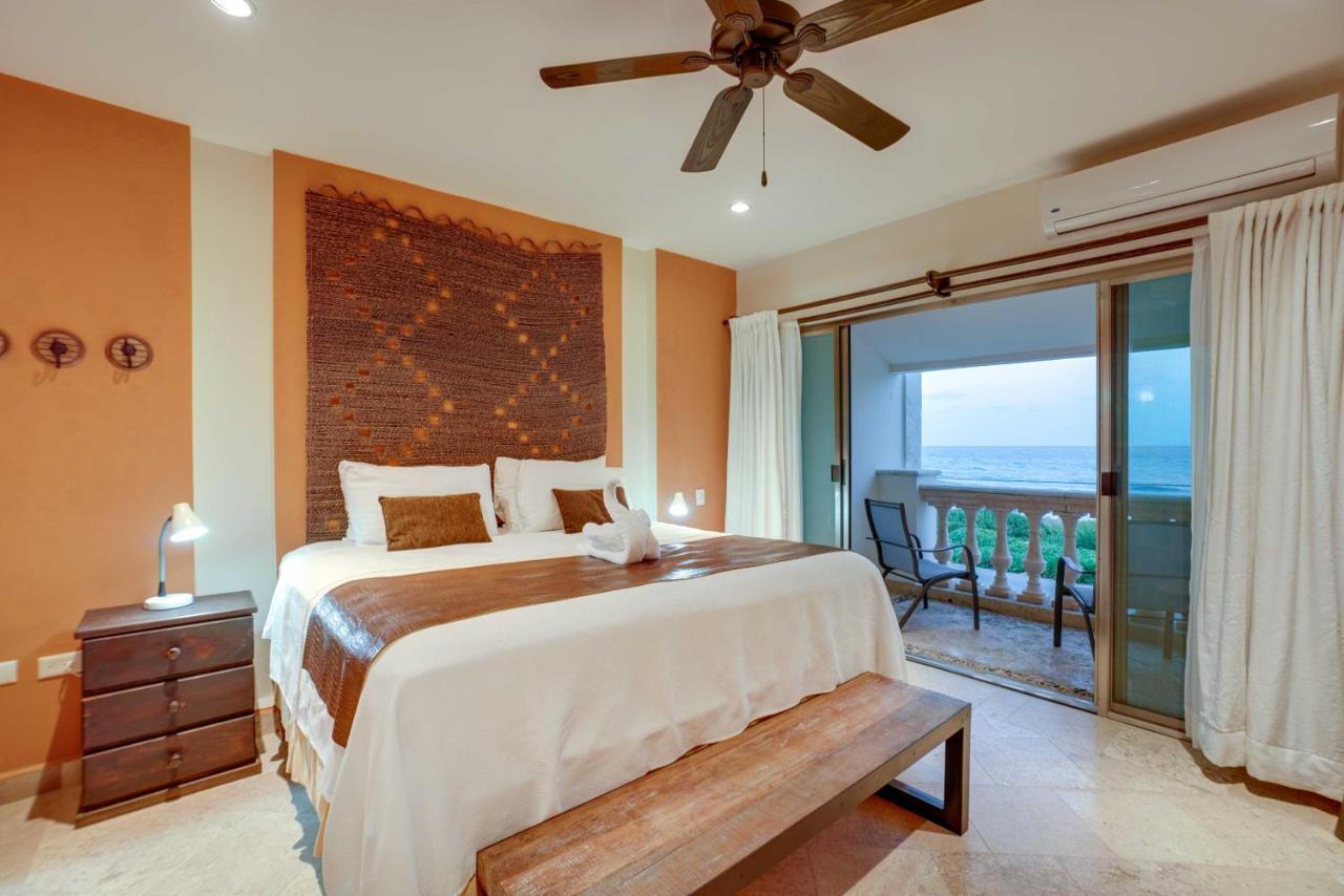 Oceanfront Estate With Infinity Pool! Villa