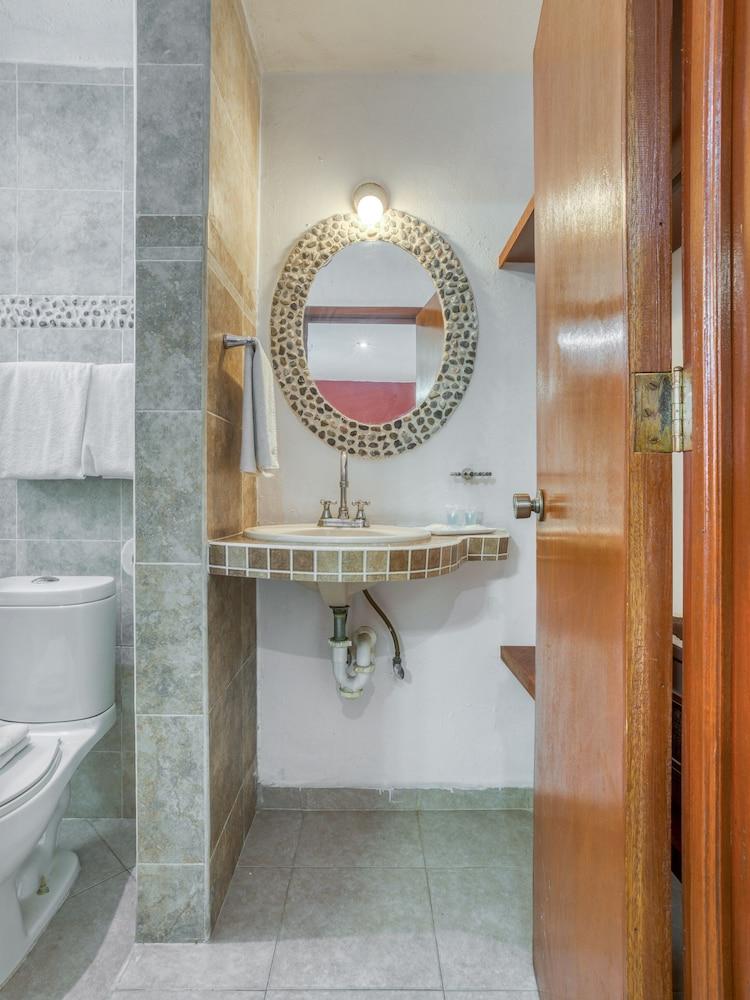 Chac Chi & Hotel Isla Mujeres