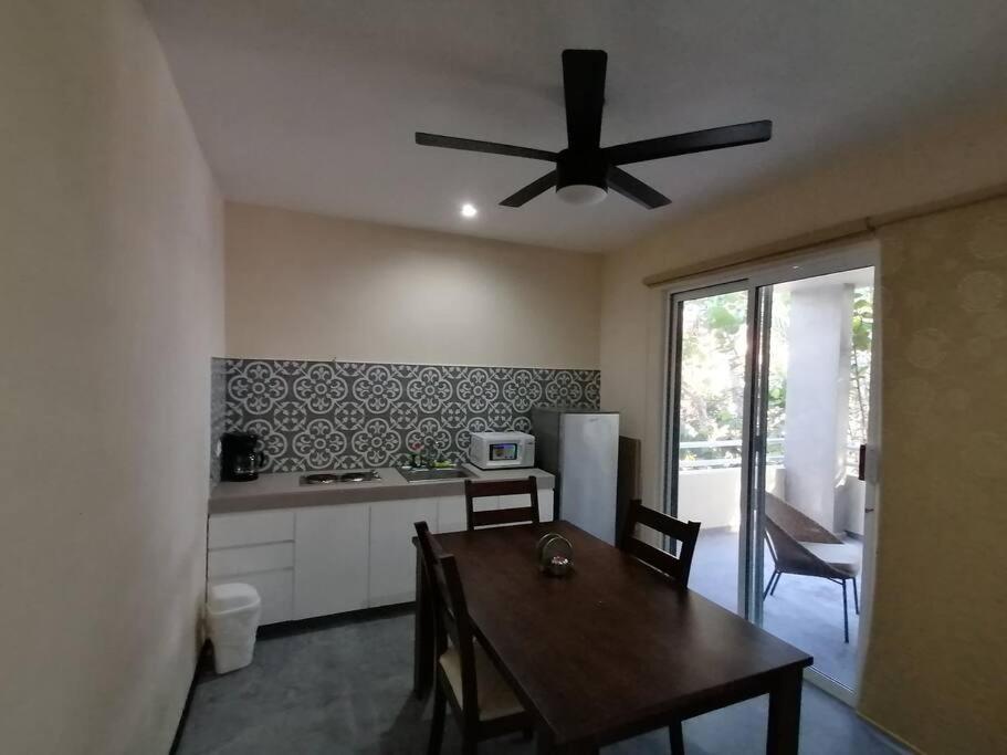 Marysol Beachfront Next To Nomads D4 Isla Mujeres