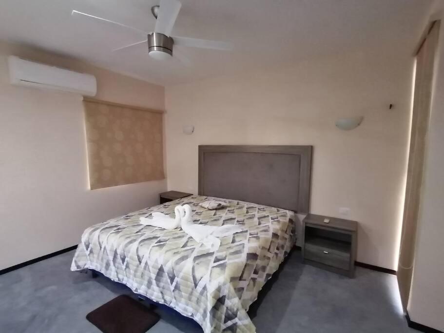 Marysol Beachfront Next To Nomads D4 *