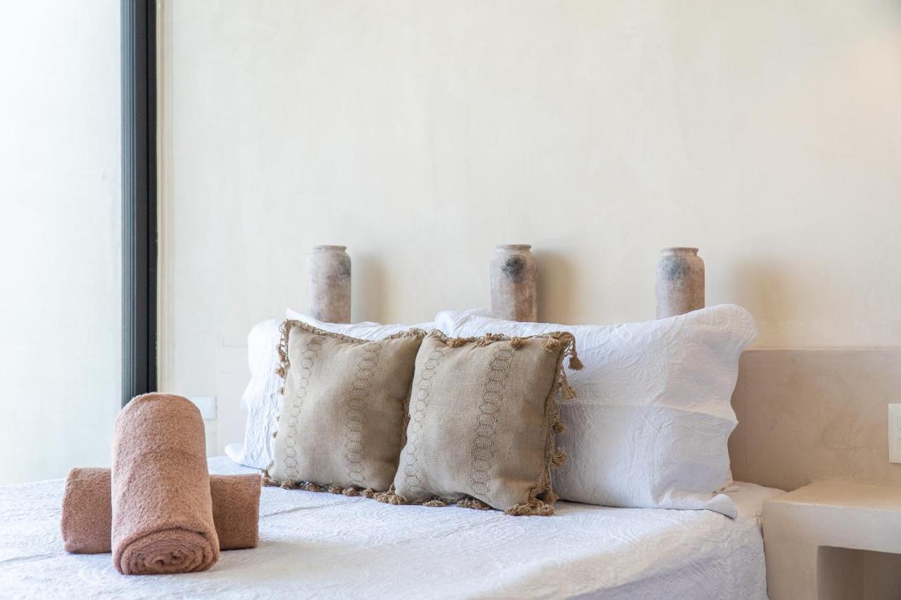 Saadhu With Fantastic Oceanview Villa