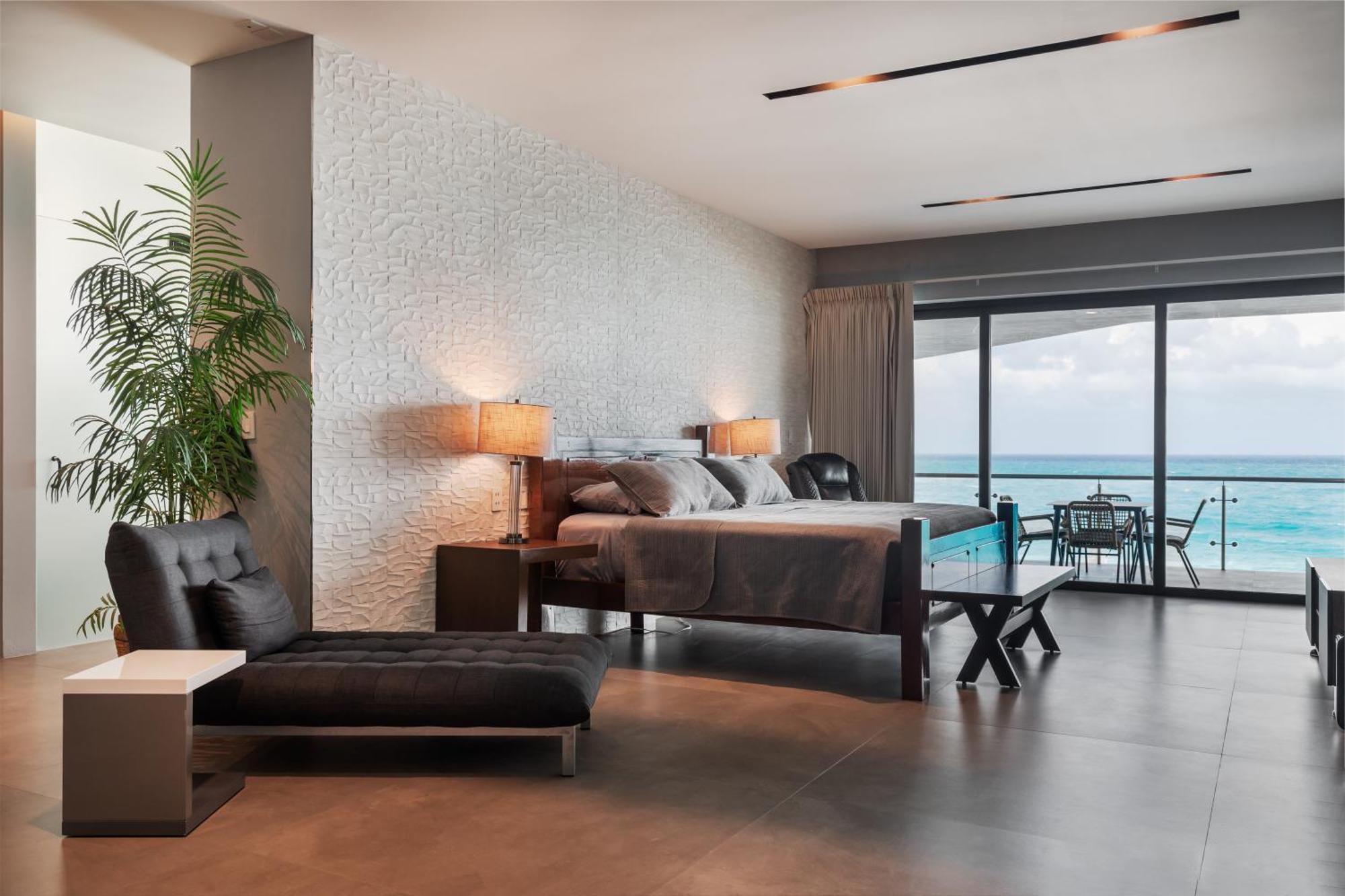 E11even Con C Hef Privado Ocean Front