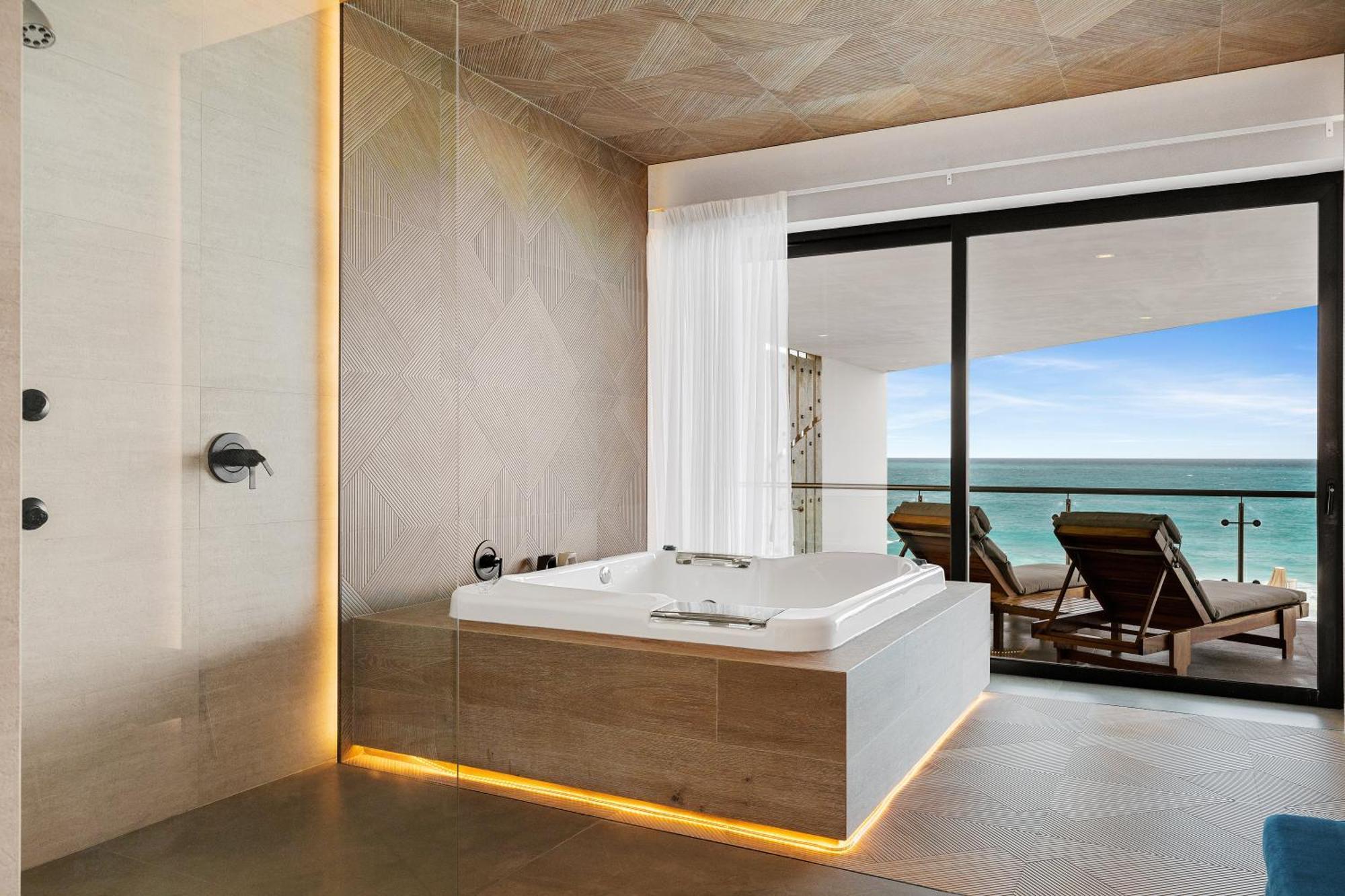 Villa E11even Con C Hef Privado Ocean Front