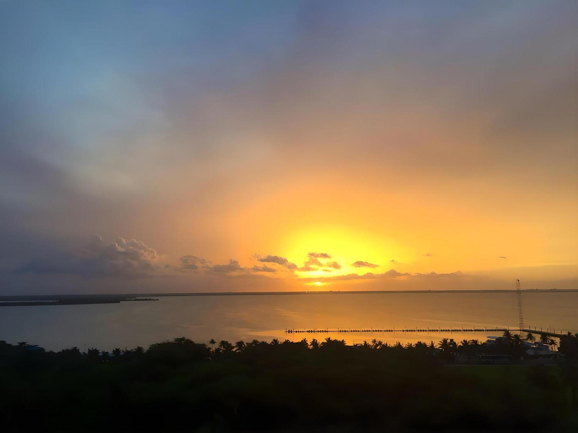 Amanecer By Andiani Travel Villa Isla Mujeres