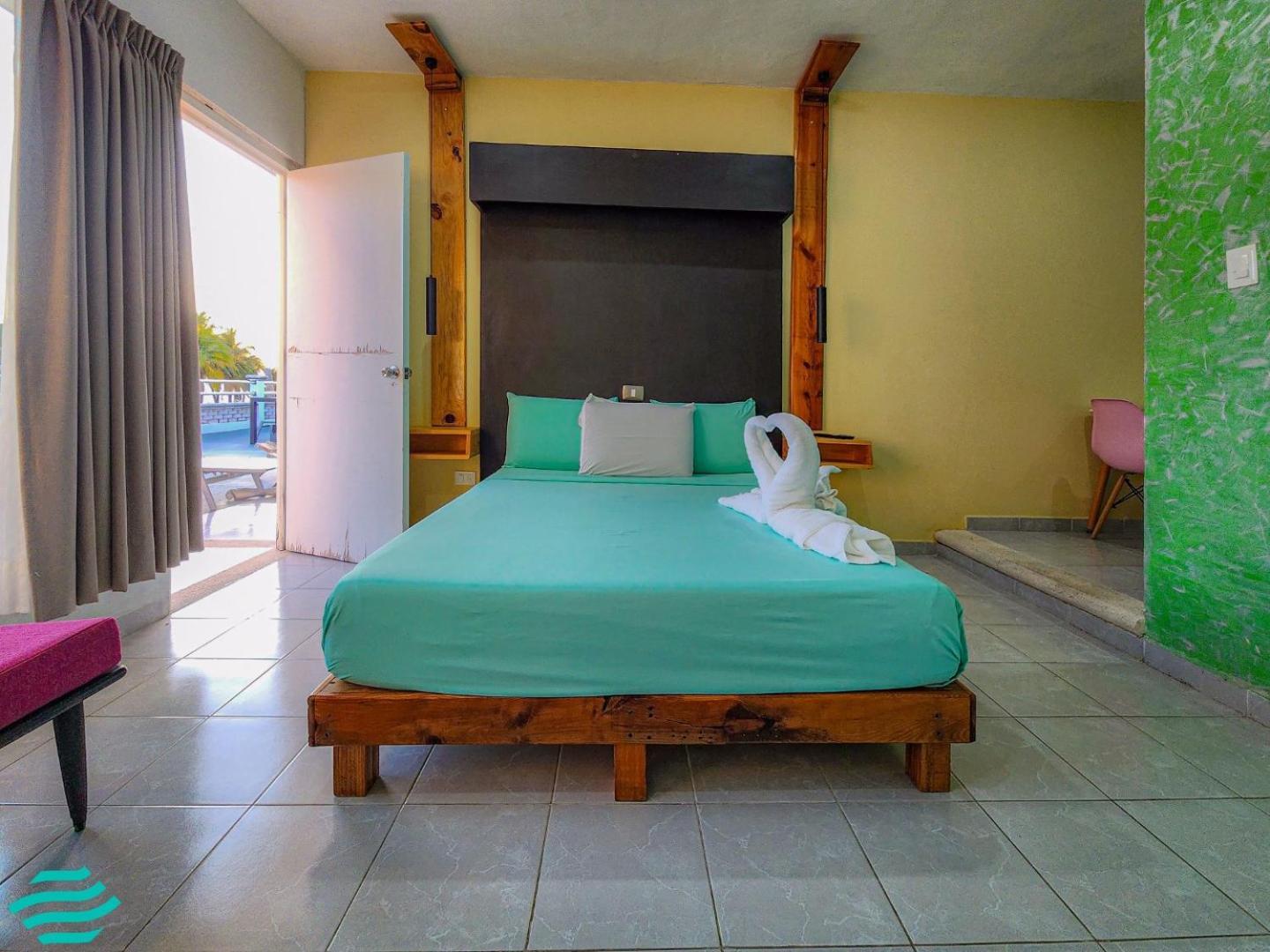 Antillas Inn