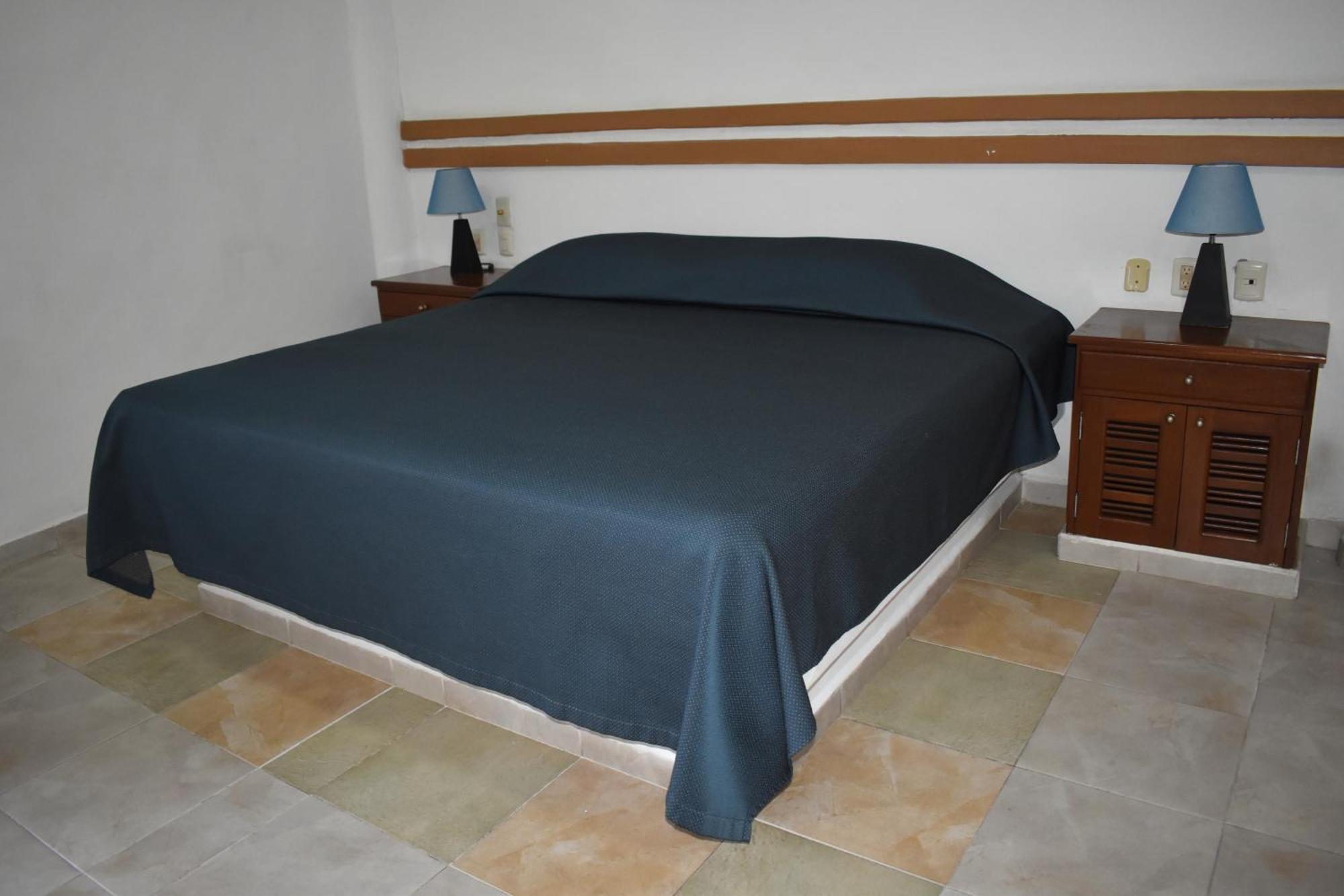 Plaza Almendros, 3* Isla Mujeres