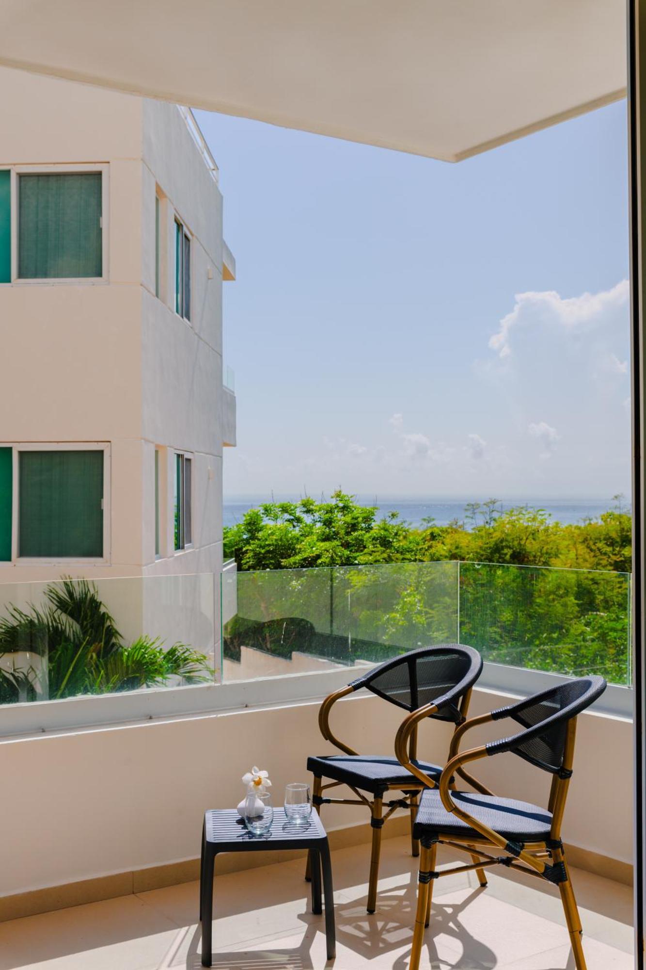Hotel Azulea