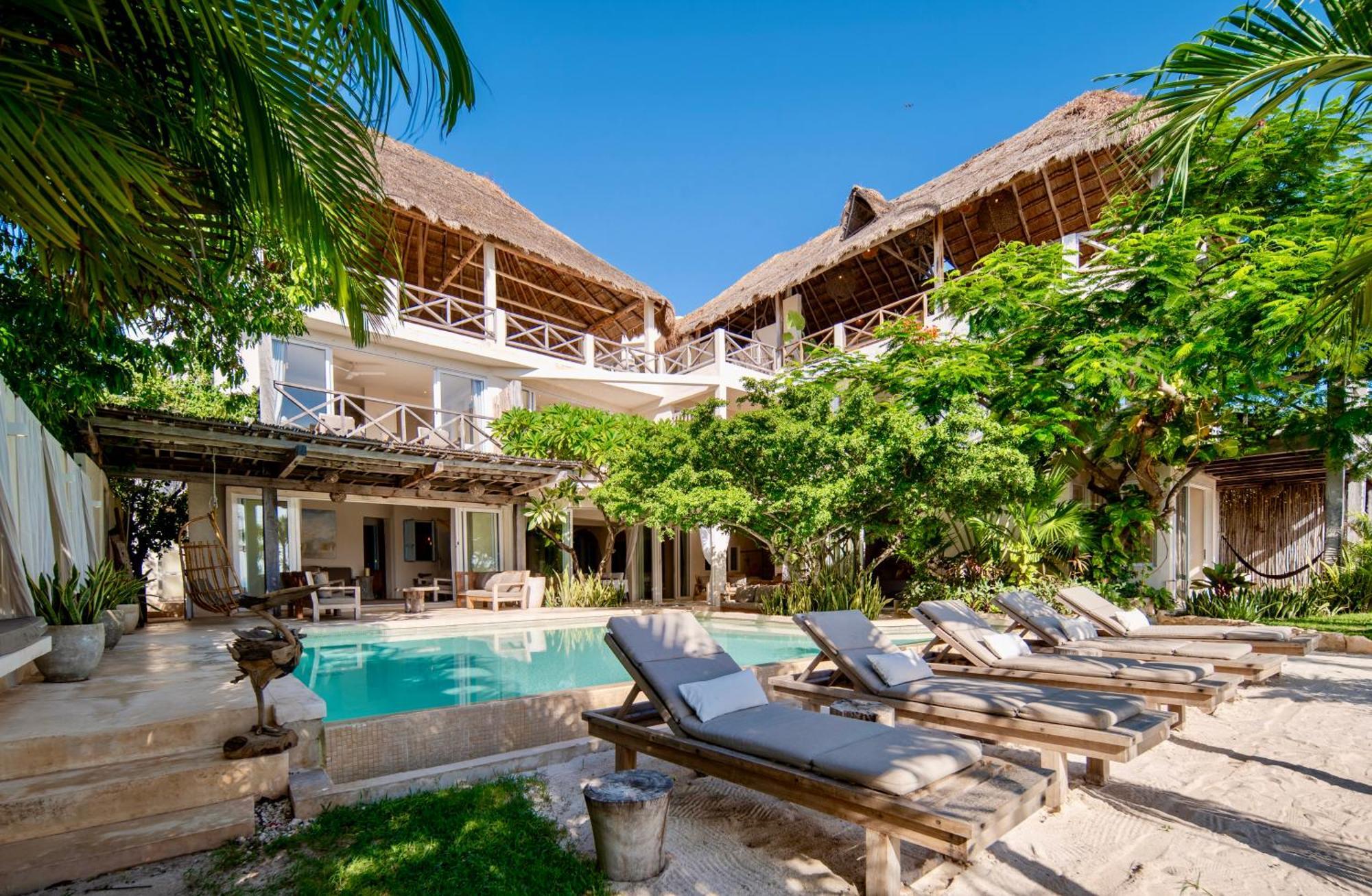 Casa Coco By Coco B Isla Hotel 3*
