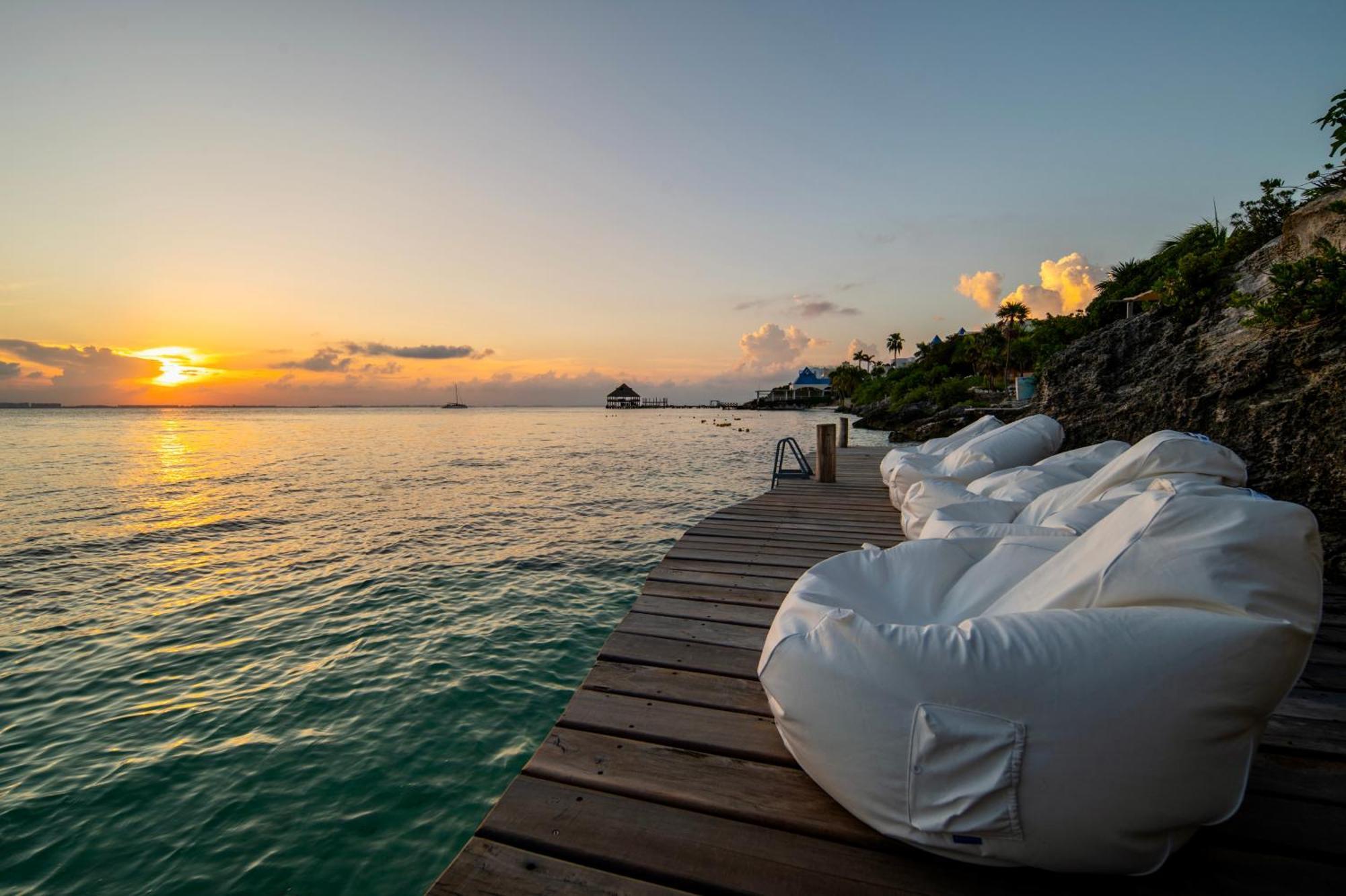 Casa Coco By Coco B Isla Hotel