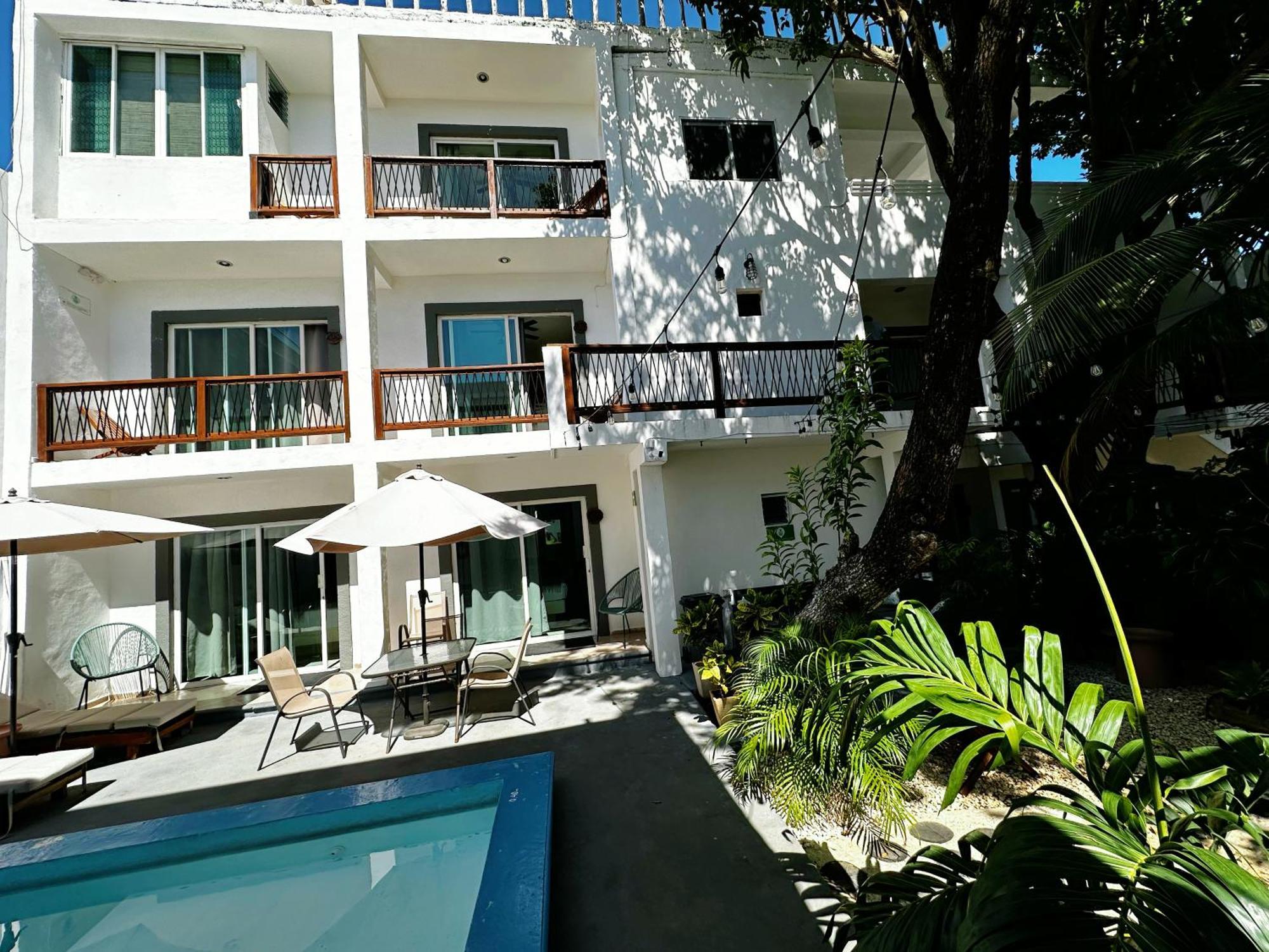 Hotel Caracol 3*