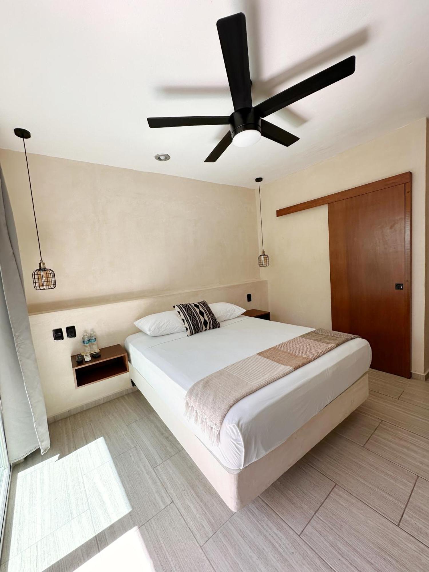 Caracol Hotel Isla Mujeres