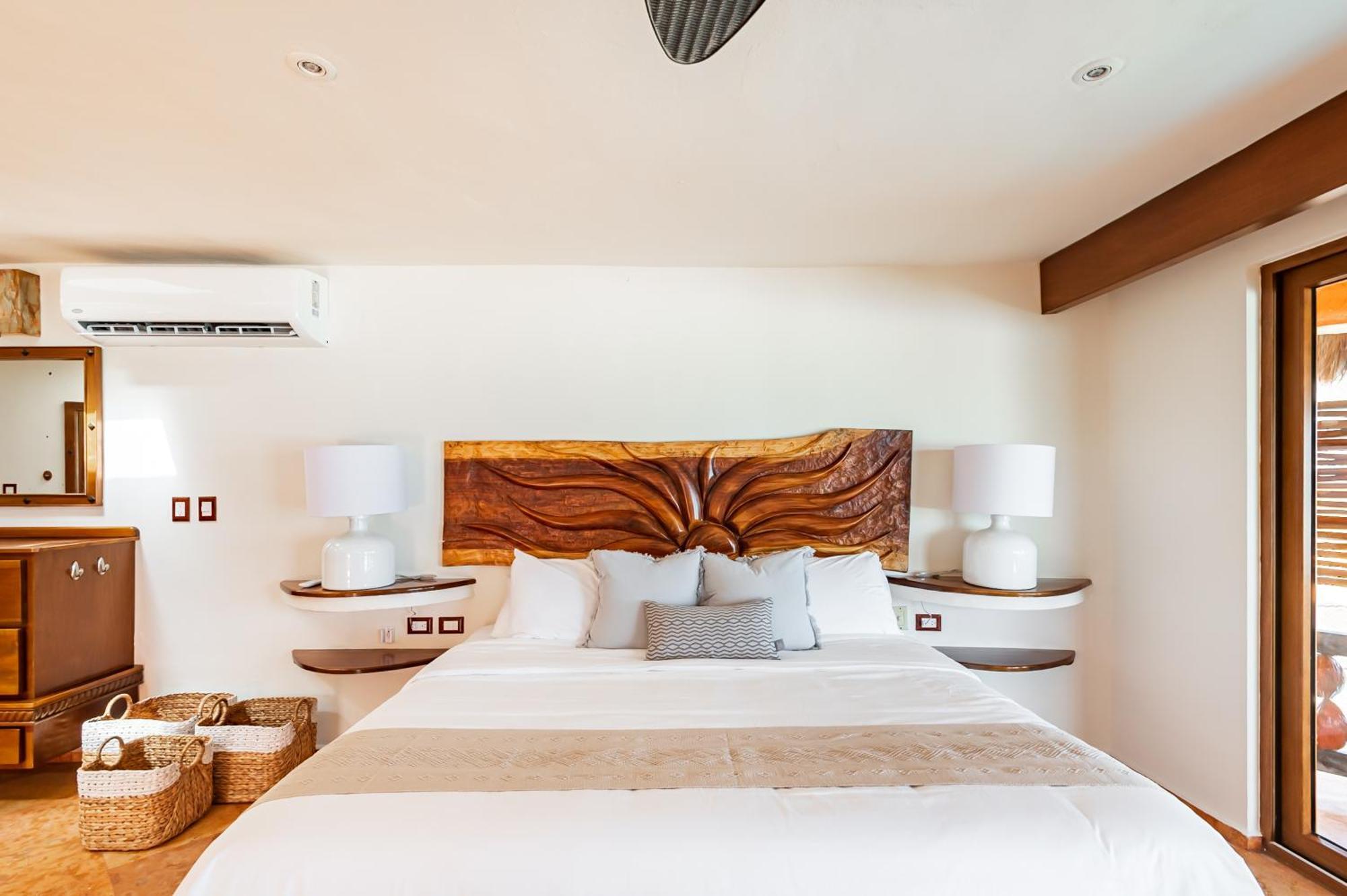 Bella Mar, Oceanfront Escape Guest house *