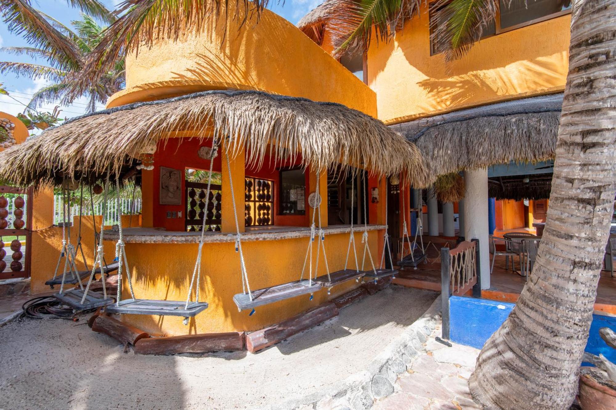 Bella Mar, Oceanfront Escape Guest house Isla Mujeres