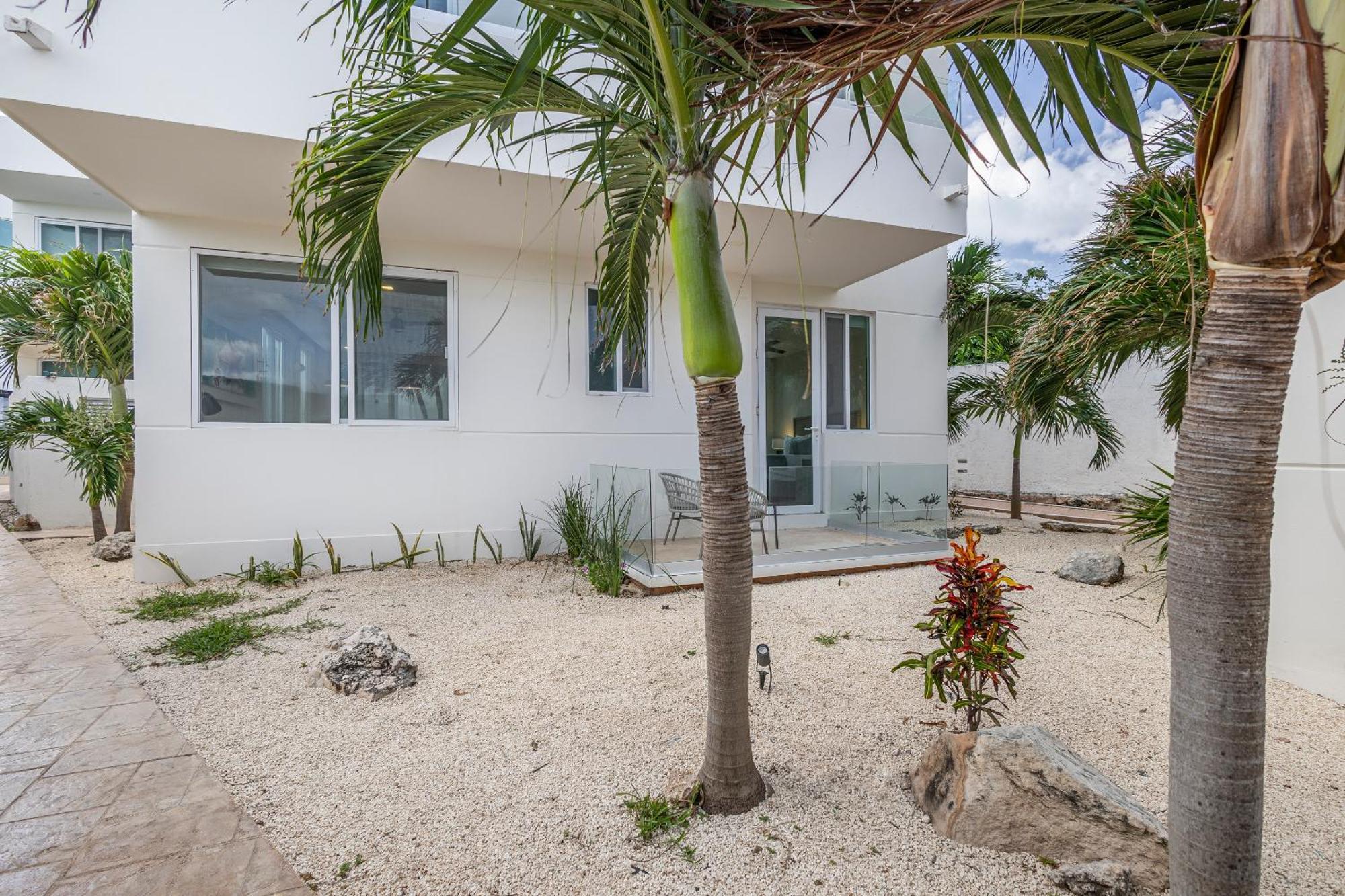 Azulea Isla Mujeres