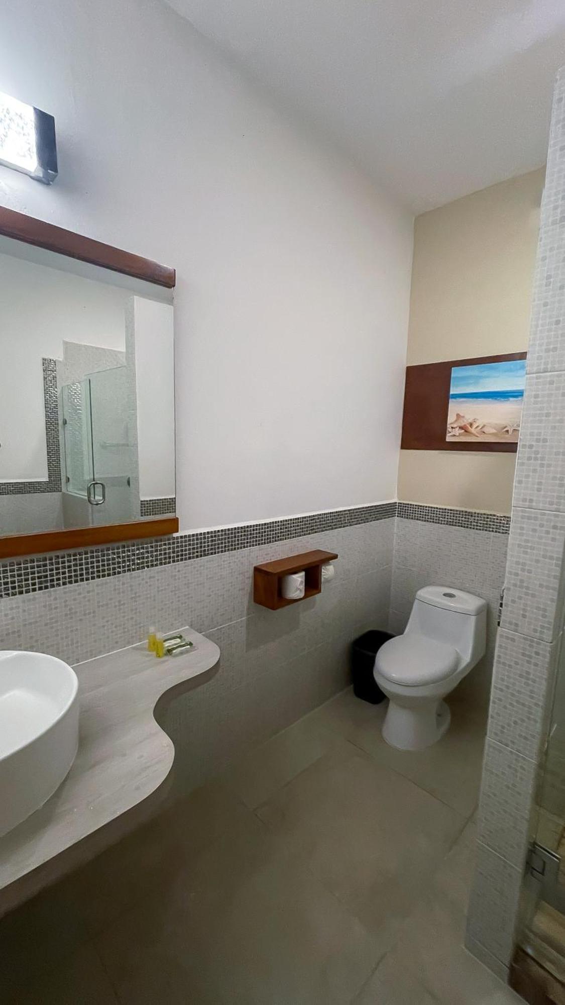 Hotel The Mint 4*