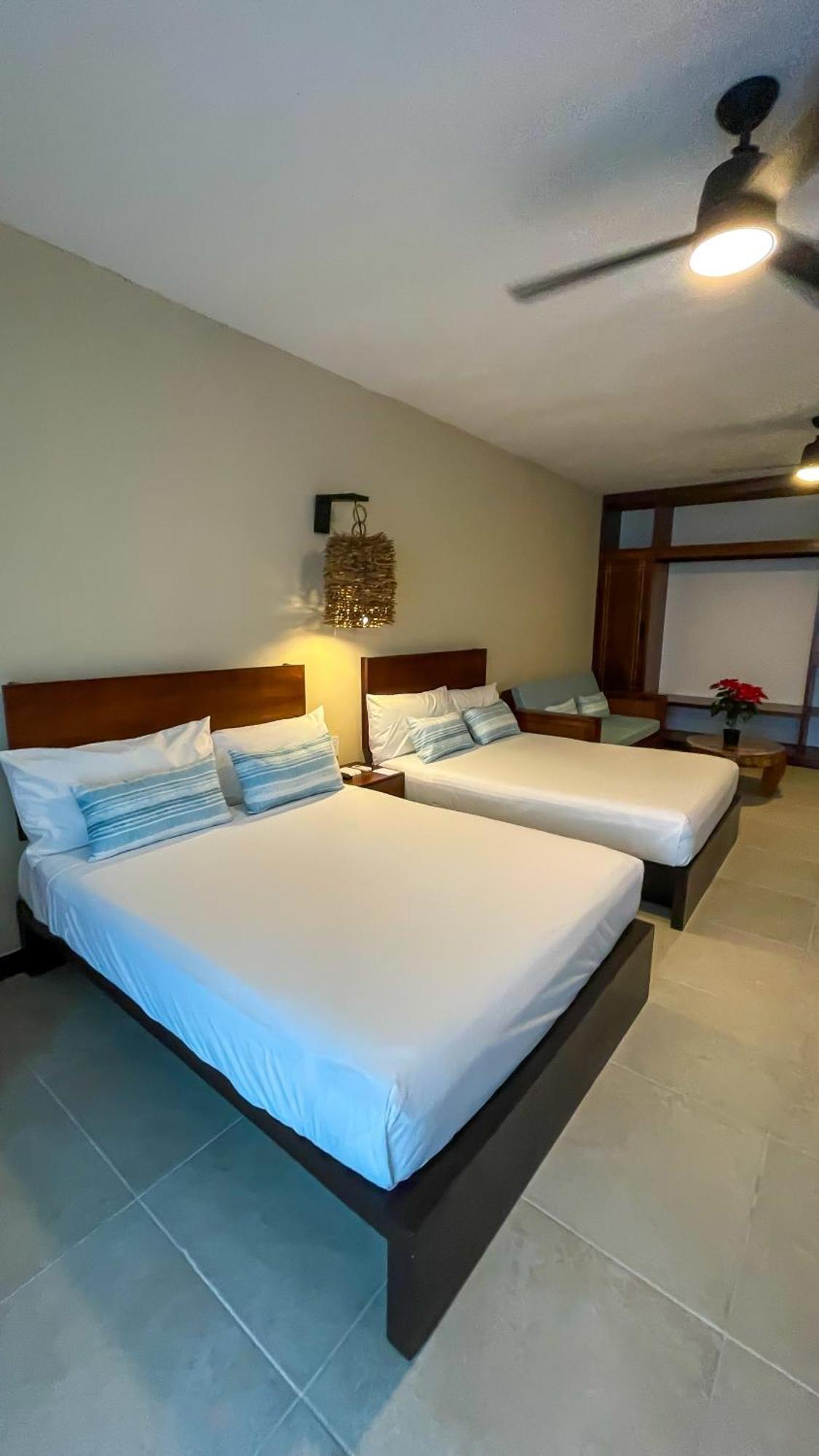 Hotel The Mint