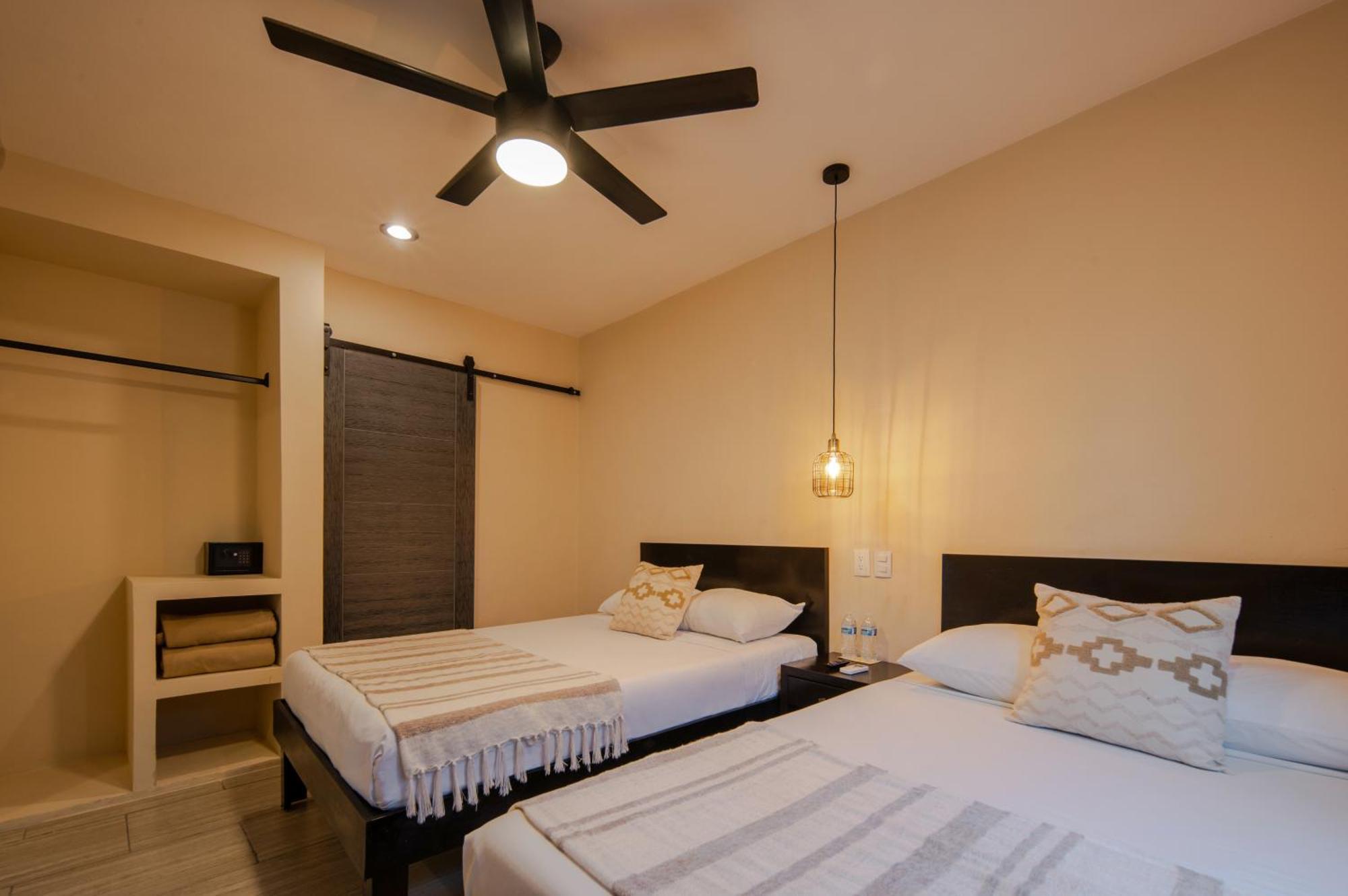 Caracol Hotel 3*