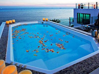 Dream Luxury Beachfront Hotel *