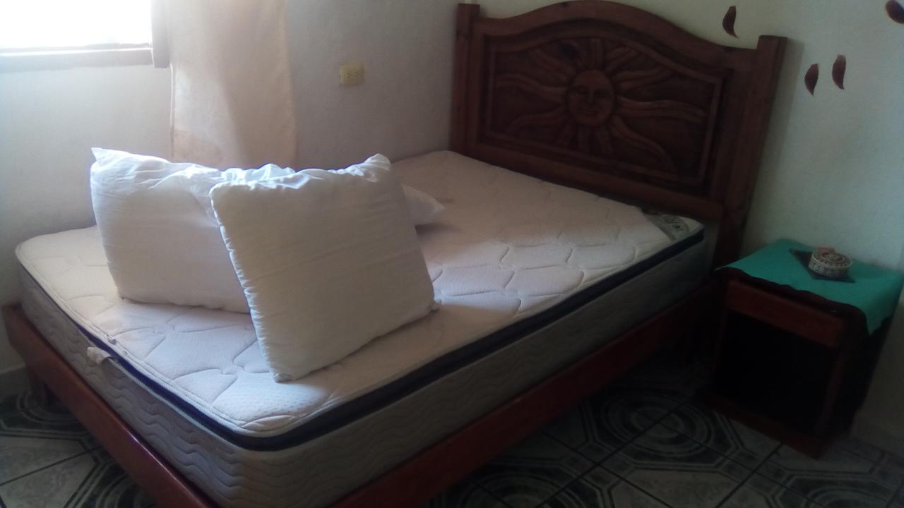 Study El Malecon Apartment