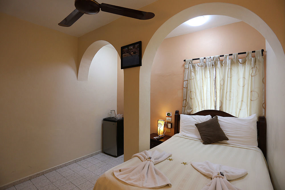 Hotel Bucaneros Isla Mujeres