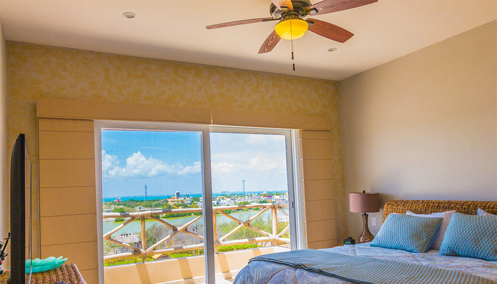 Isla 33 & Hotel 3*