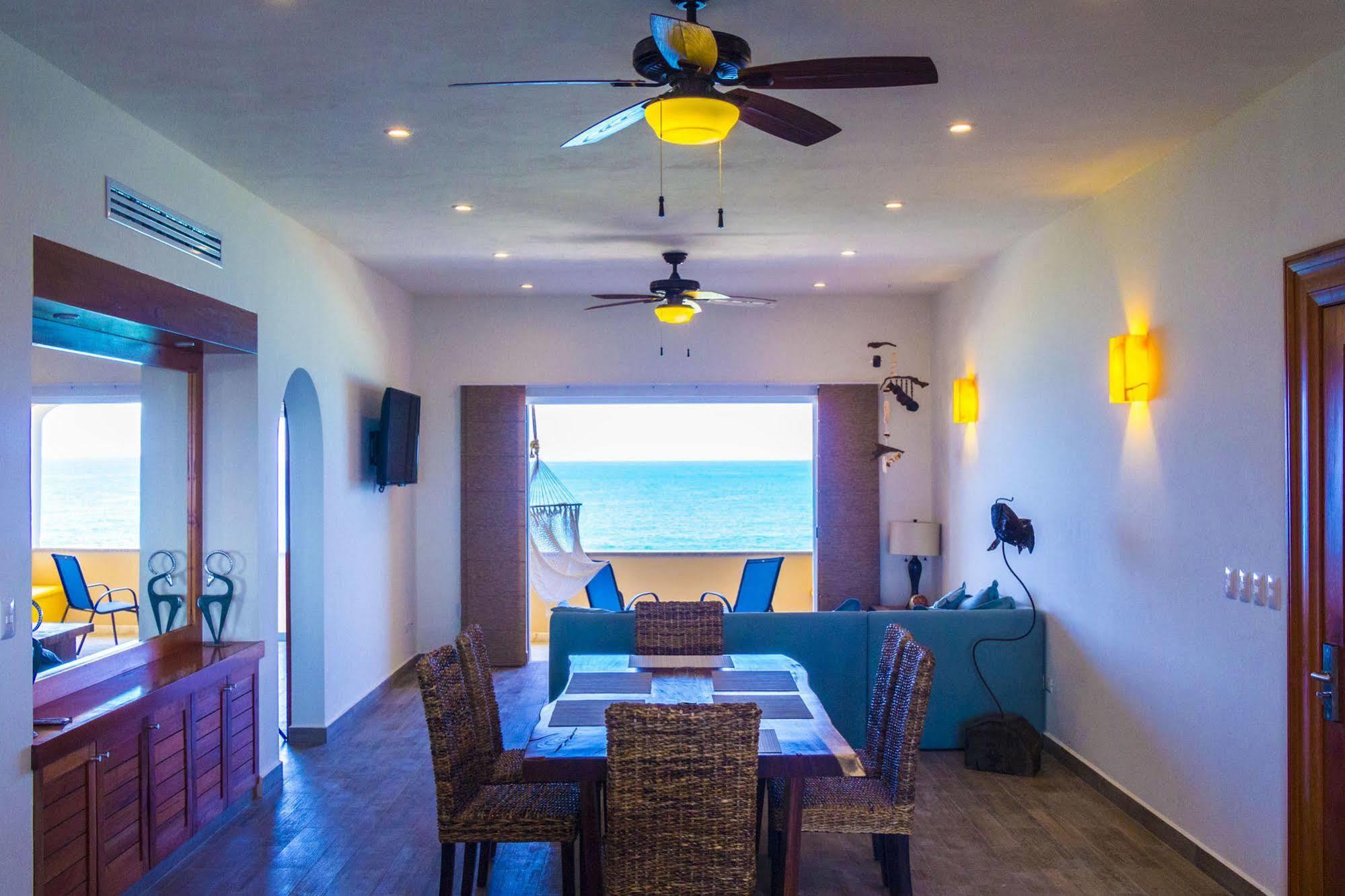 Hotel Isla 33 & 3*