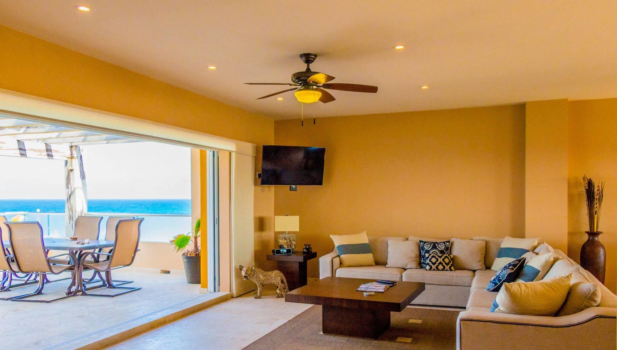 Isla 33 & Hotel Isla Mujeres