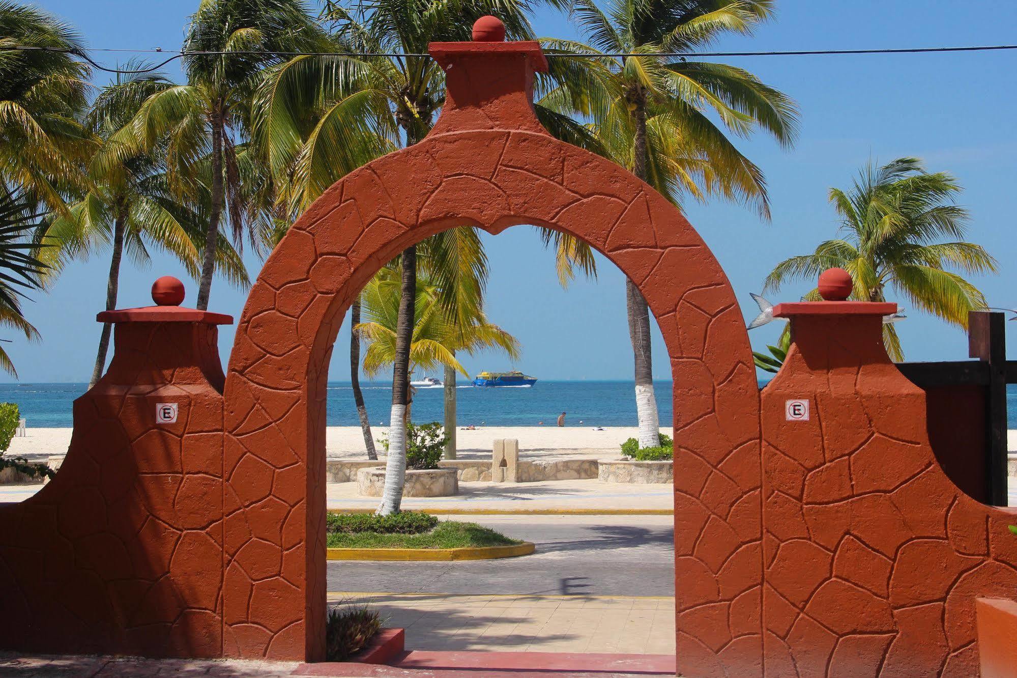 Hotel Del Mar 3*