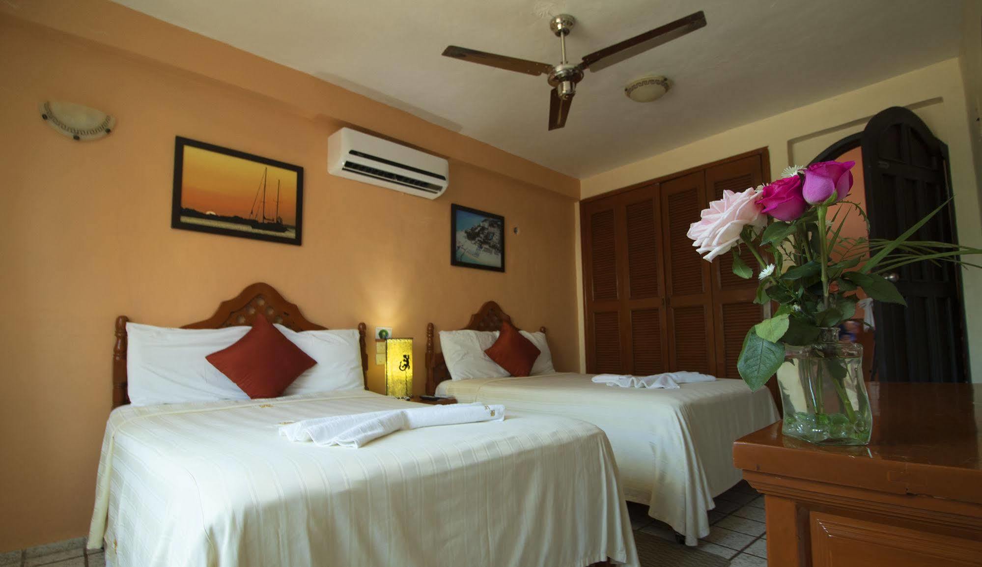 Bucaneros 3* Isla Mujeres