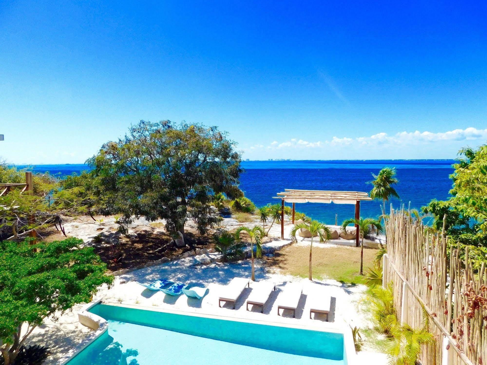 Casa Coco By Coco B Isla Hotel