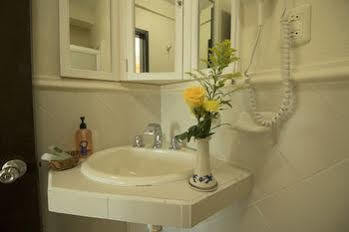 Hotel Bucaneros 3*