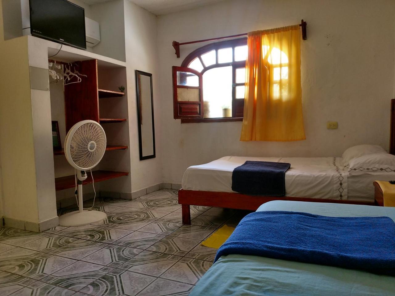 El Malecon, Mini Apartment
