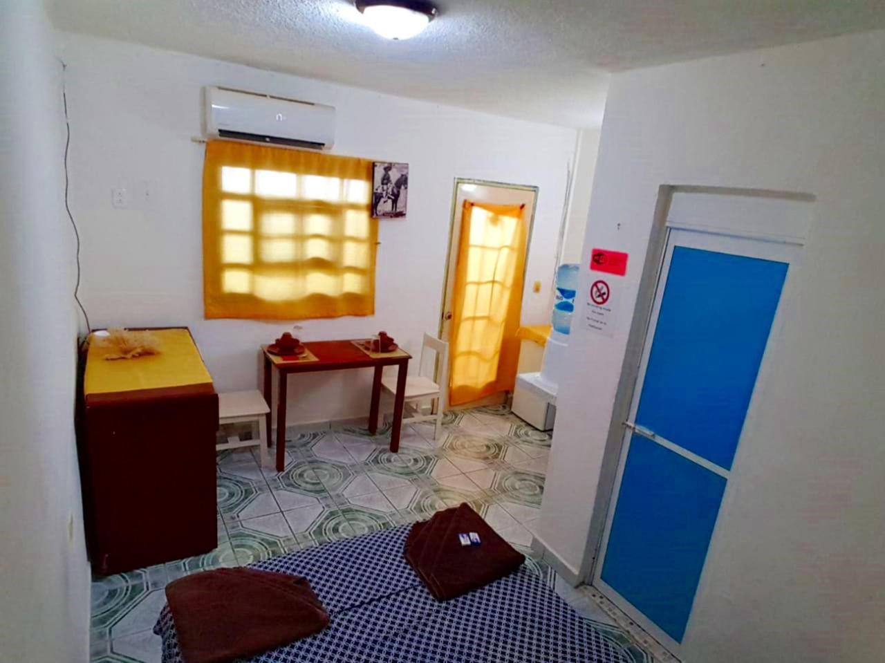 El Malecon, Mini Apartment *