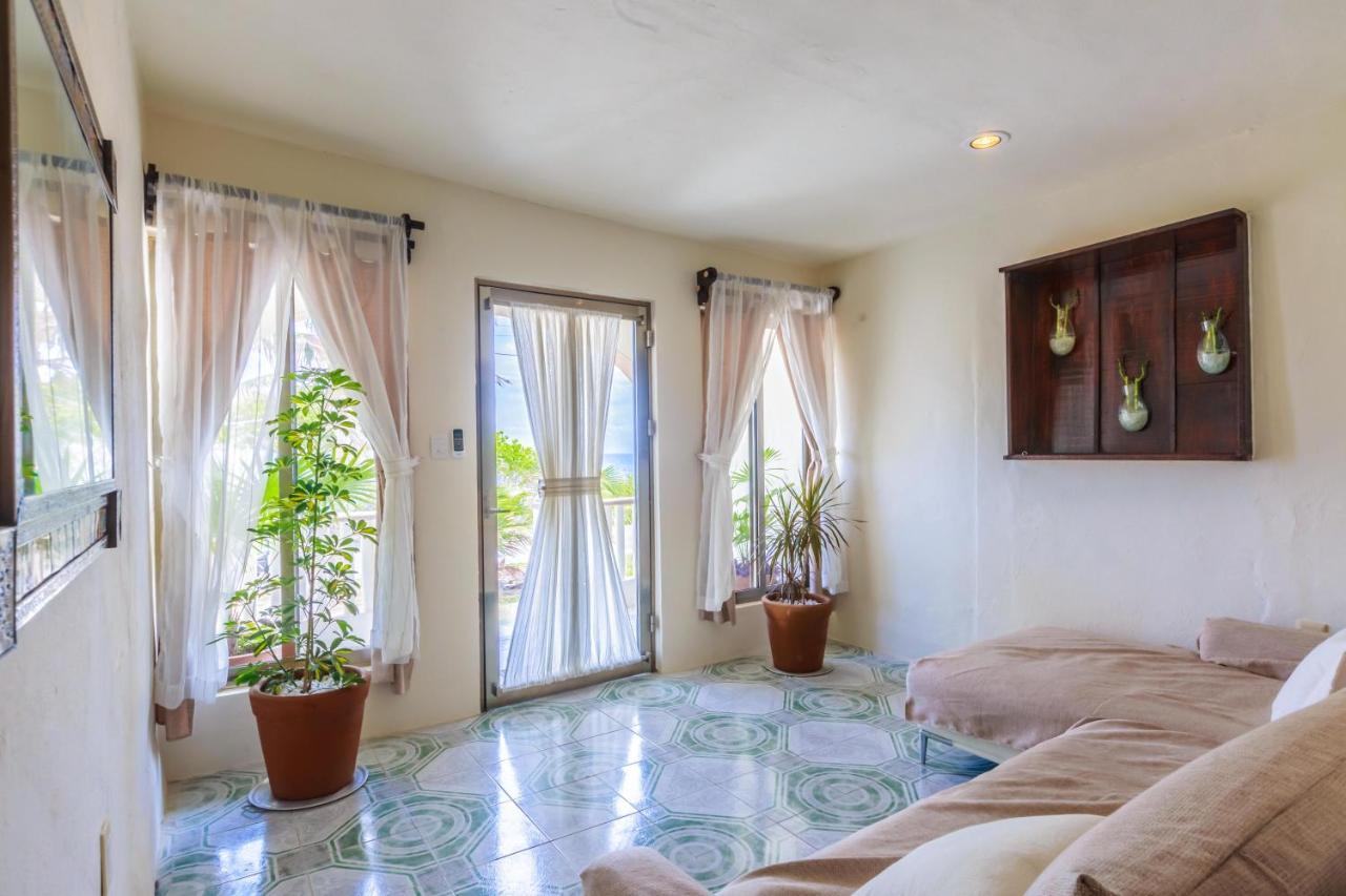 House Of Mirrors Villa *