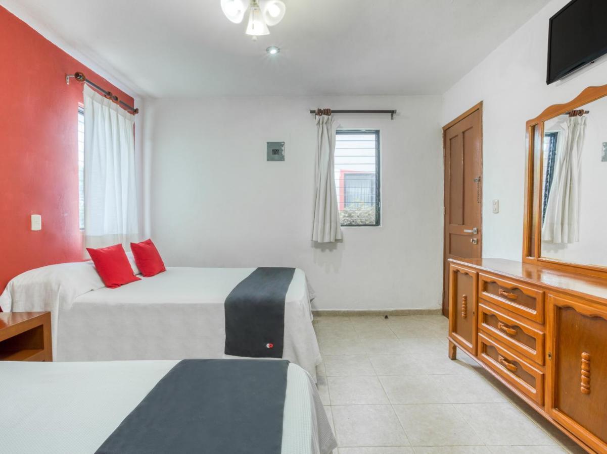 Hotel Chac Chi & 2*