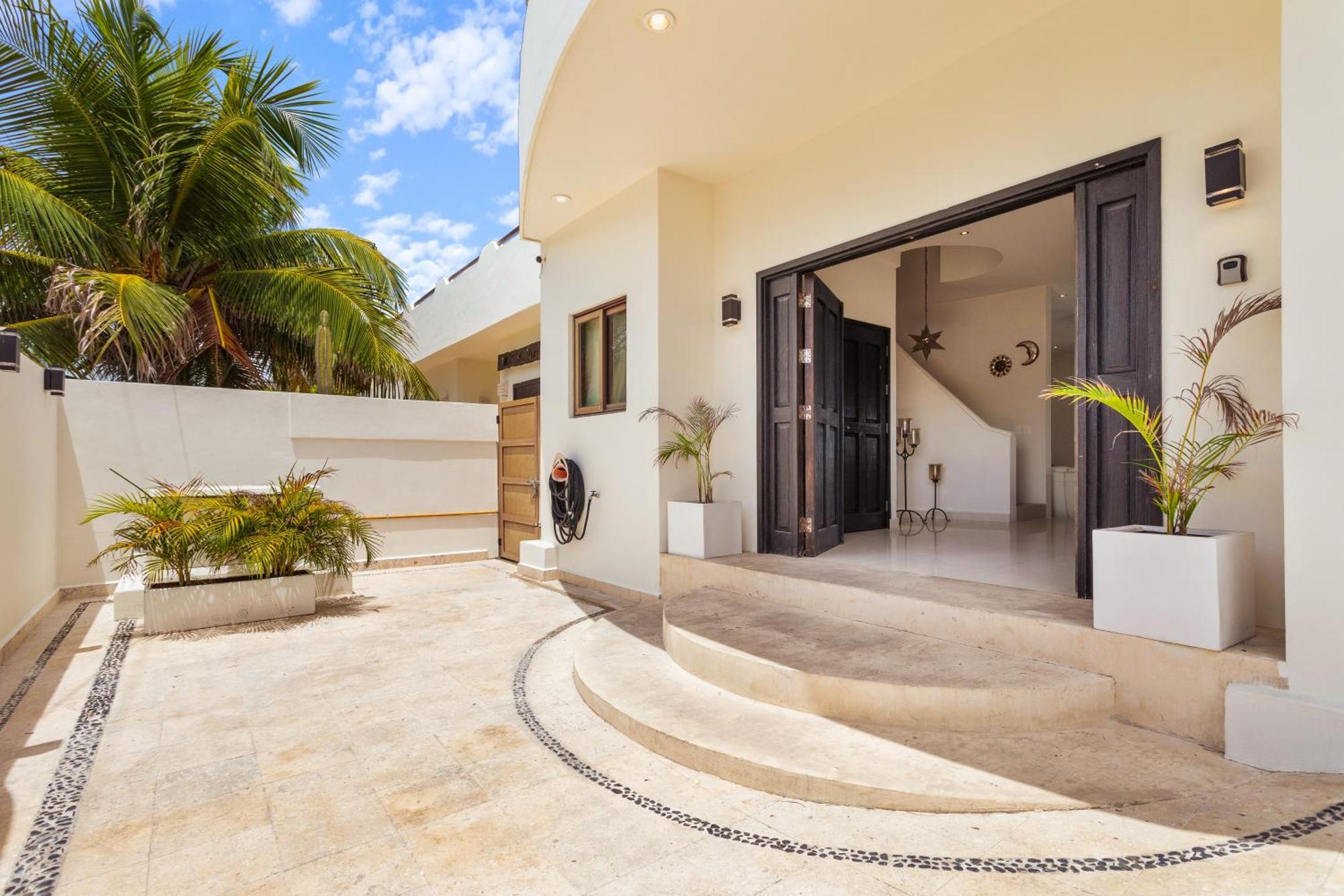 Casa Javi- Ocean Front Located Mid * Isla Mujeres