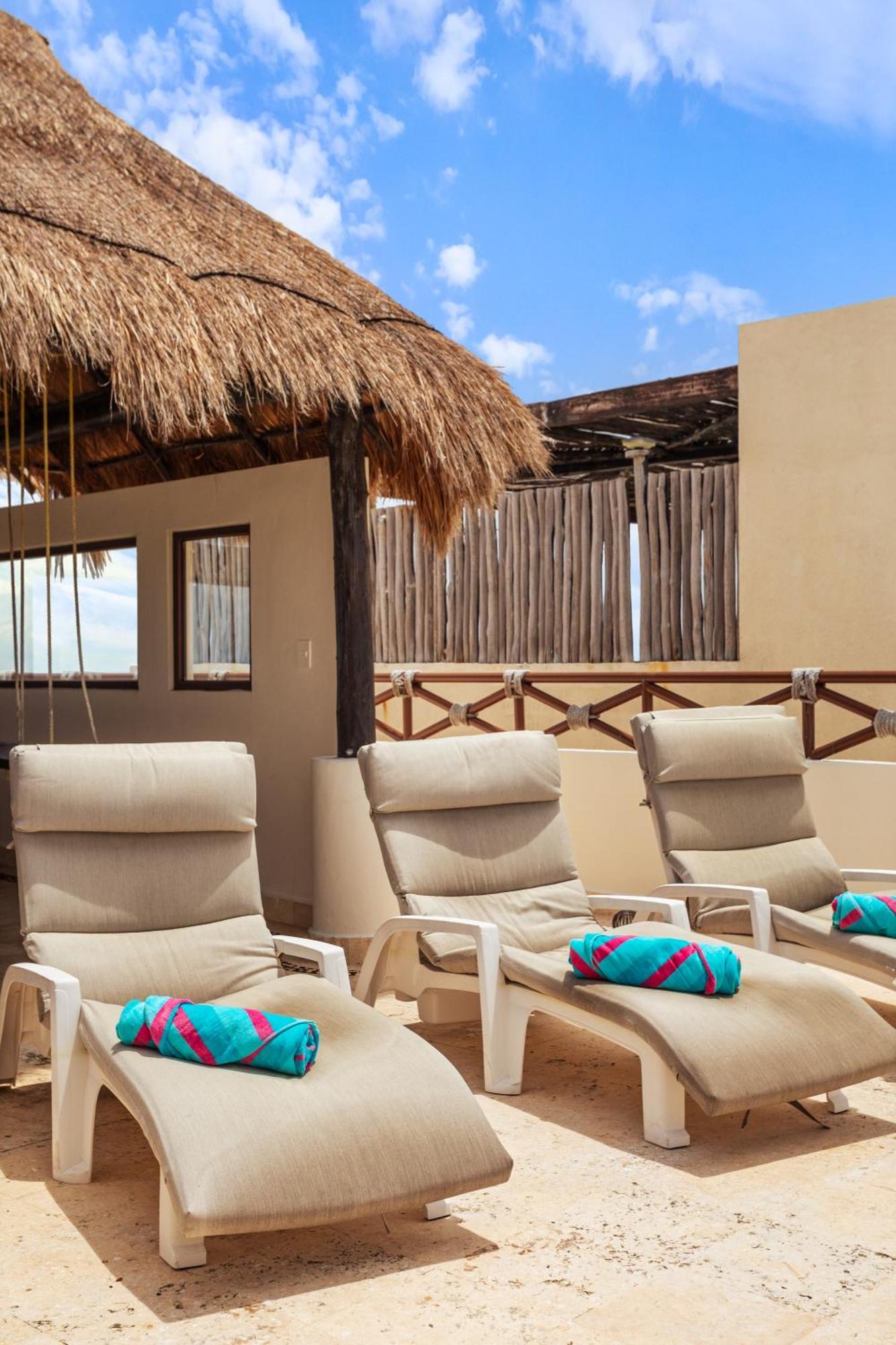 Villa Casa Javi- Ocean Front Located Mid