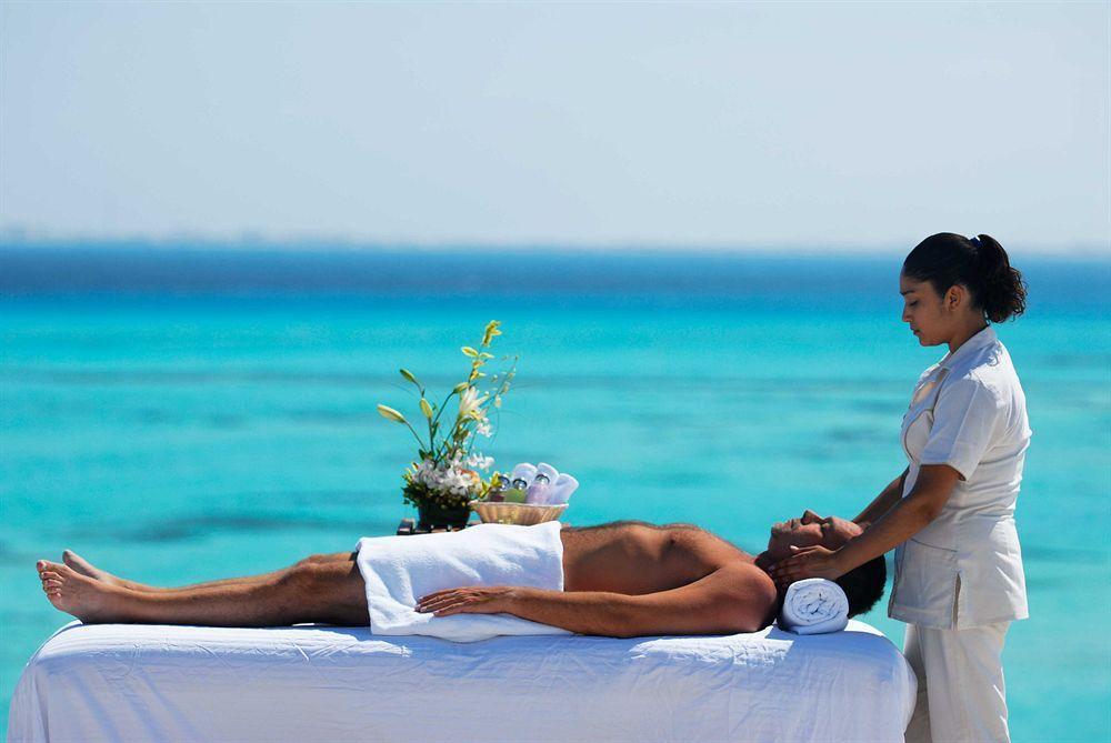 Hotel Unik Island &