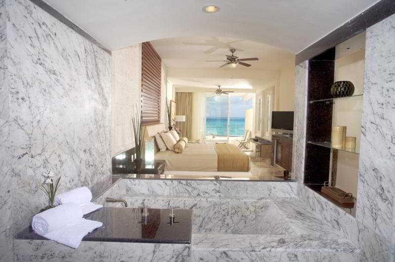 Hotel Unik Island & 5*