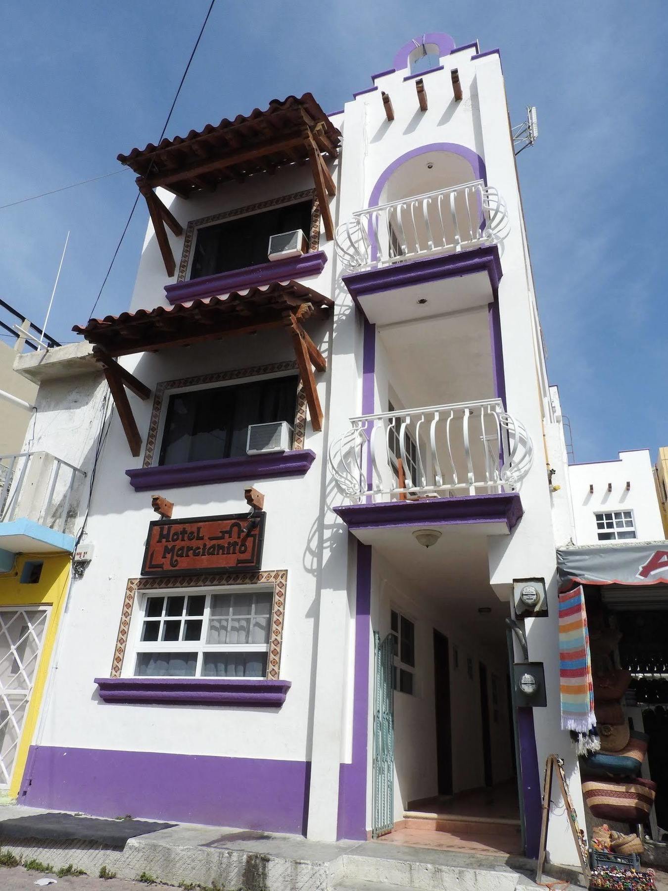 Hotel Marcianito Isla Mujeres
